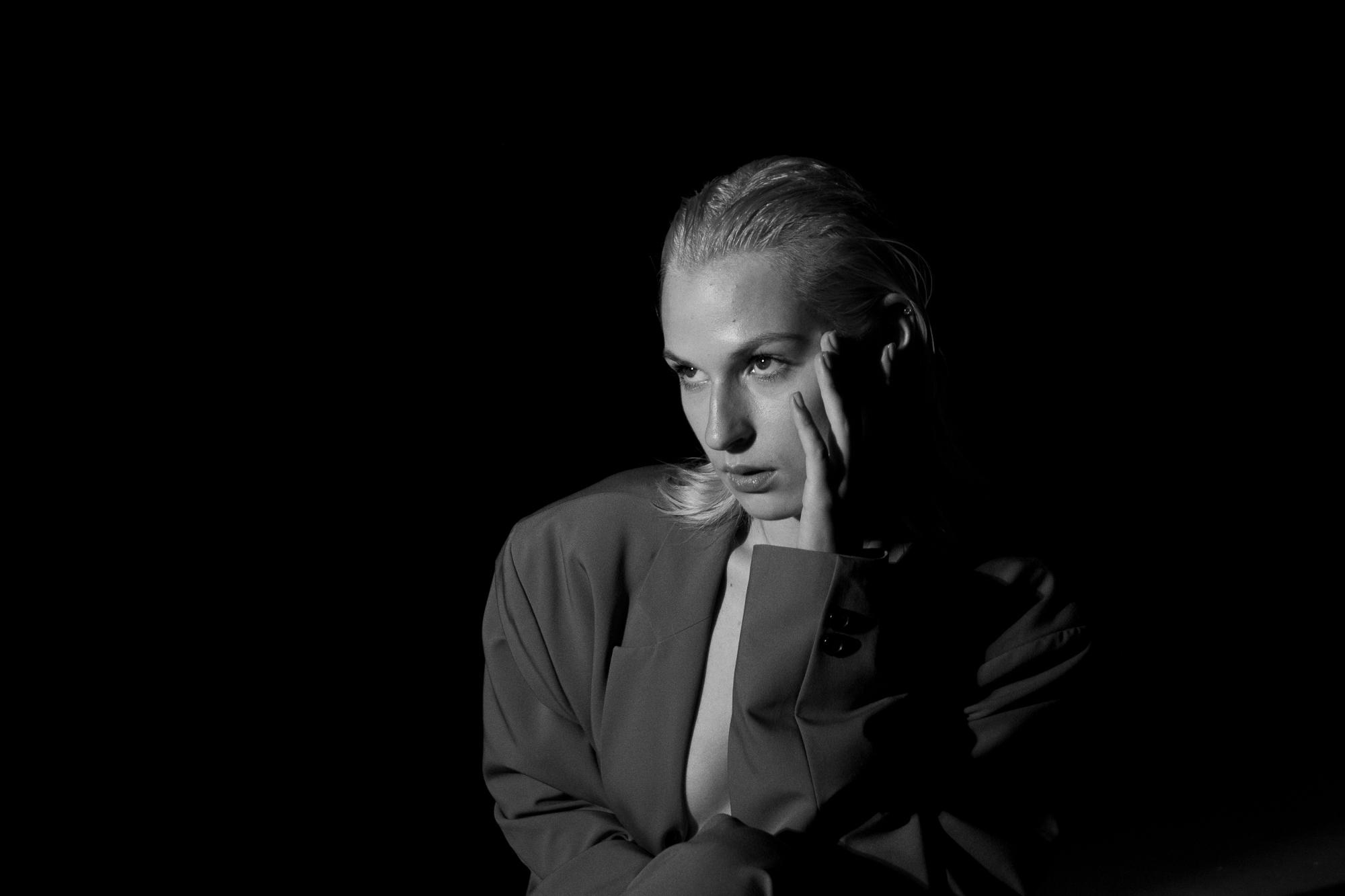 Портрет в студии. Анна. Фотограф в Екатеринбурге Пойгина Елена