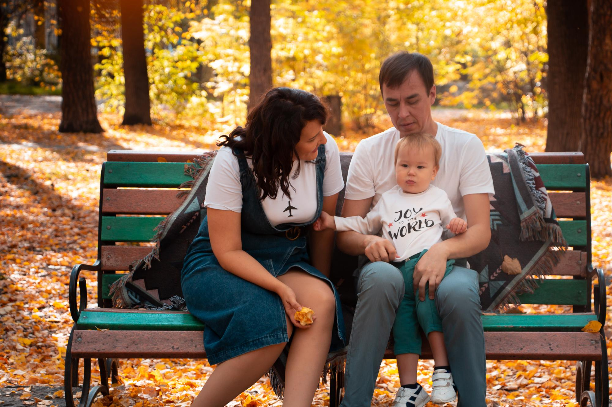 Золотая осень. Мария, Александр и Вова. Фотограф в Екатеринбурге Пойгина Елена