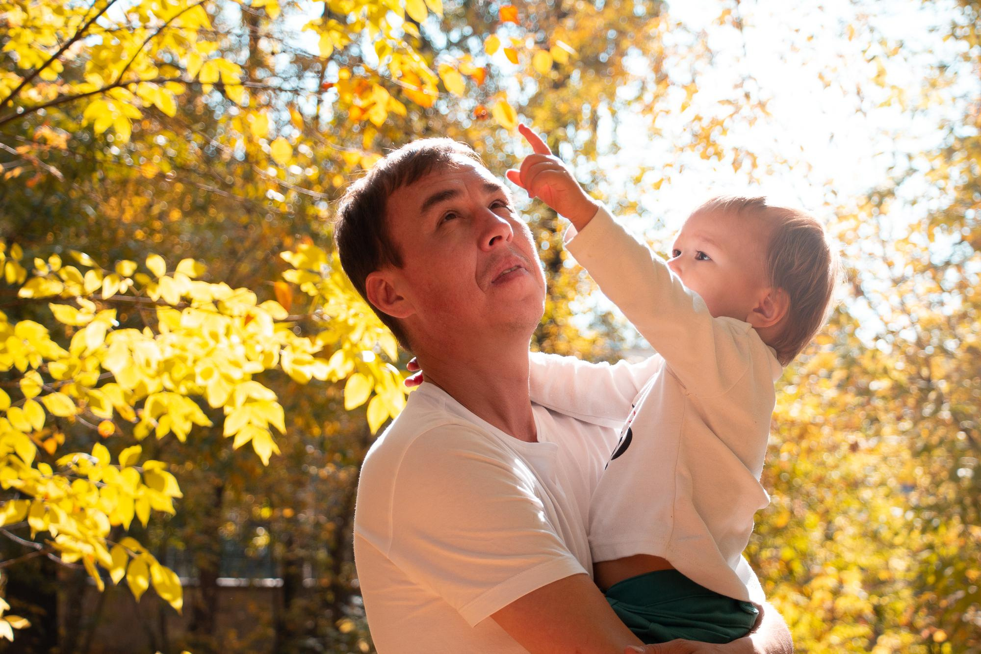 Золотая осень. Мария, Александр и Вова. Фотограф в Екатеринбурге Пойгина Елена