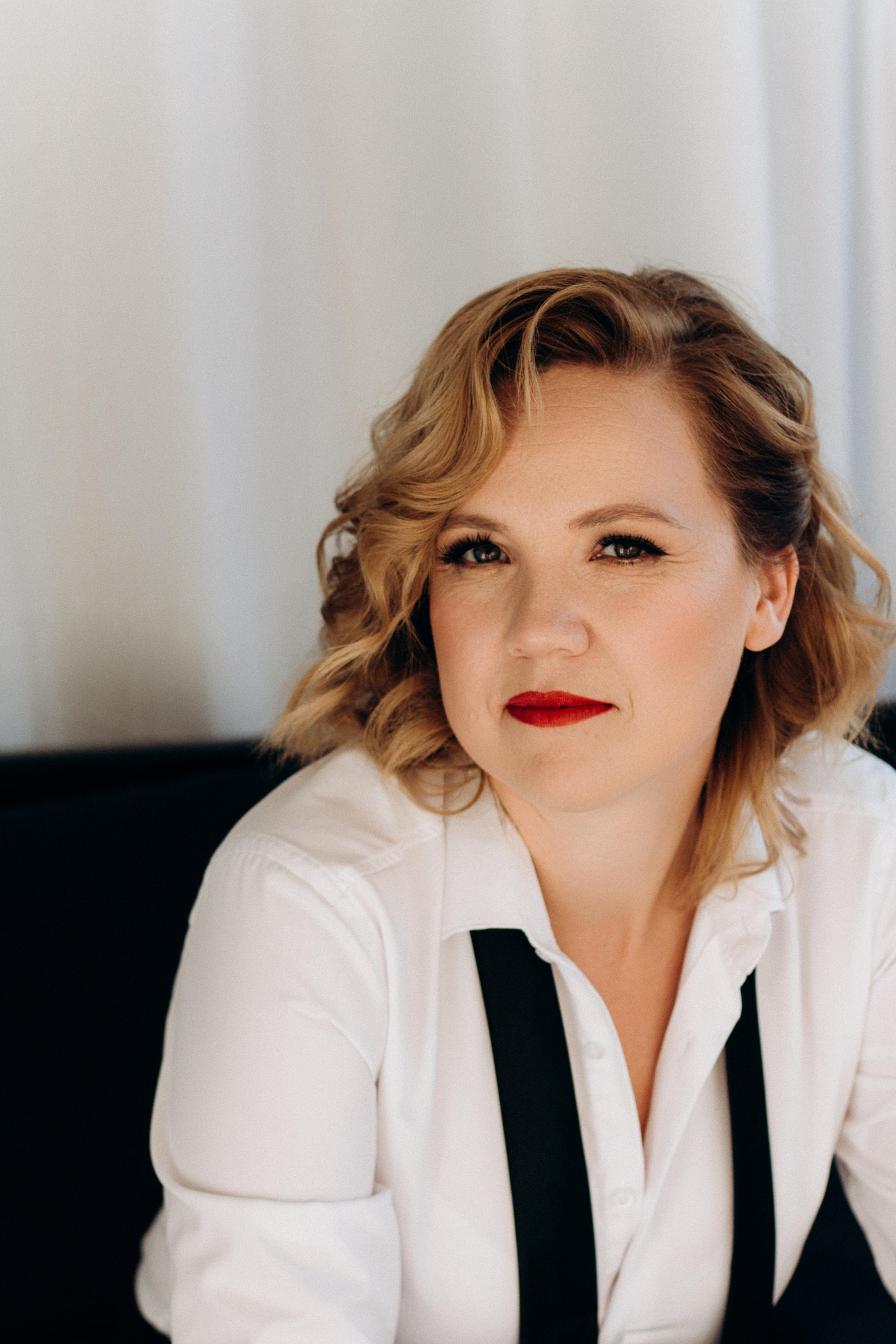 Портрет в студии. Светлана. Фотограф в Екатеринбурге Пойгина Елена