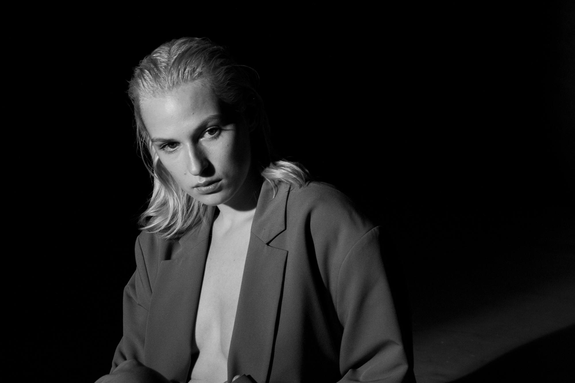 Портрет в студии. Анна. Фотограф в Екатеринбурге Пойгина Елена