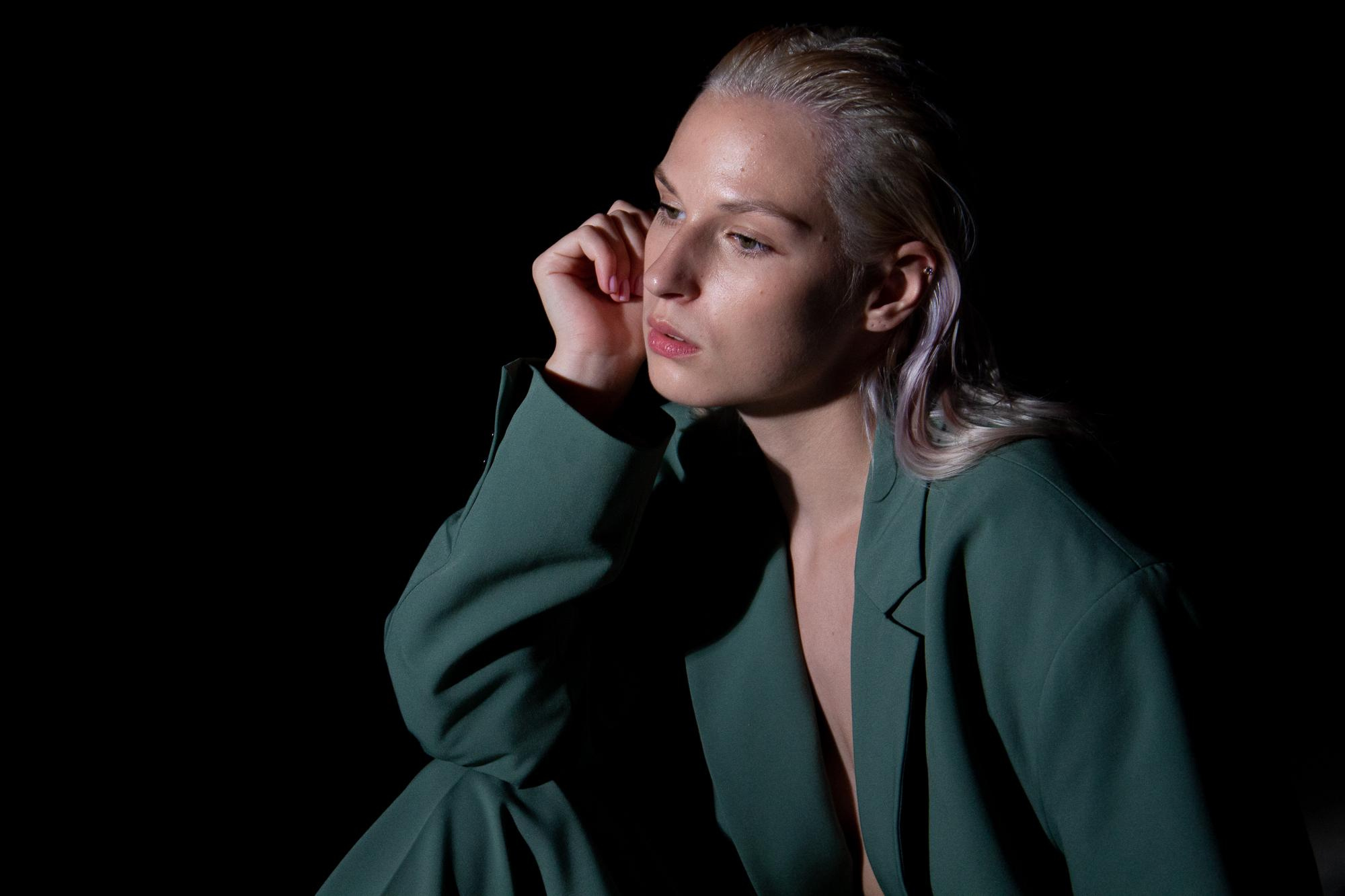 Портрет в студии. Анна. Фотограф в Екатеринбурге Пойгина Елена