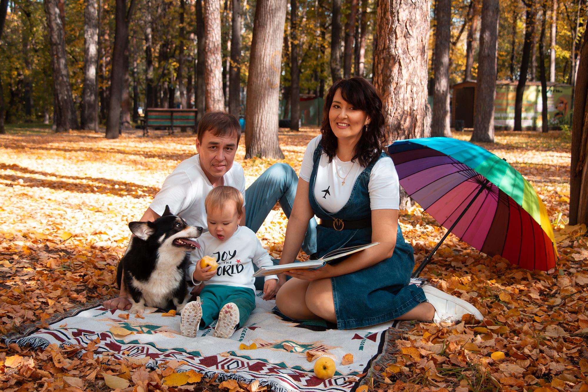 Золотая осень. Мария, Александр и Вова. Фотограф в Екатеринбурге Пойгина Елена