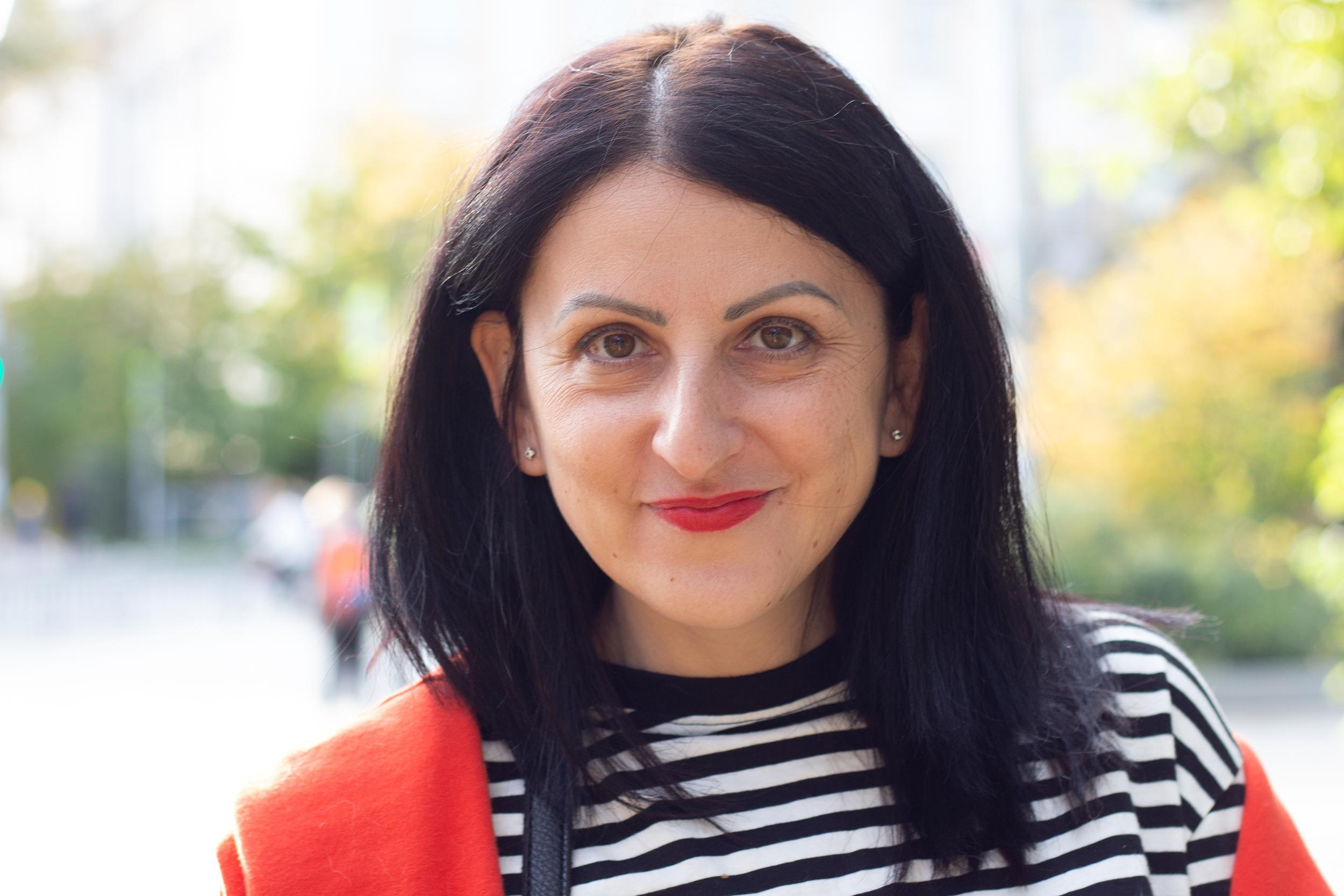 Фотопрогулка. Юлия и собака Сима. Фотограф в Екатеринбурге Пойгина Елена