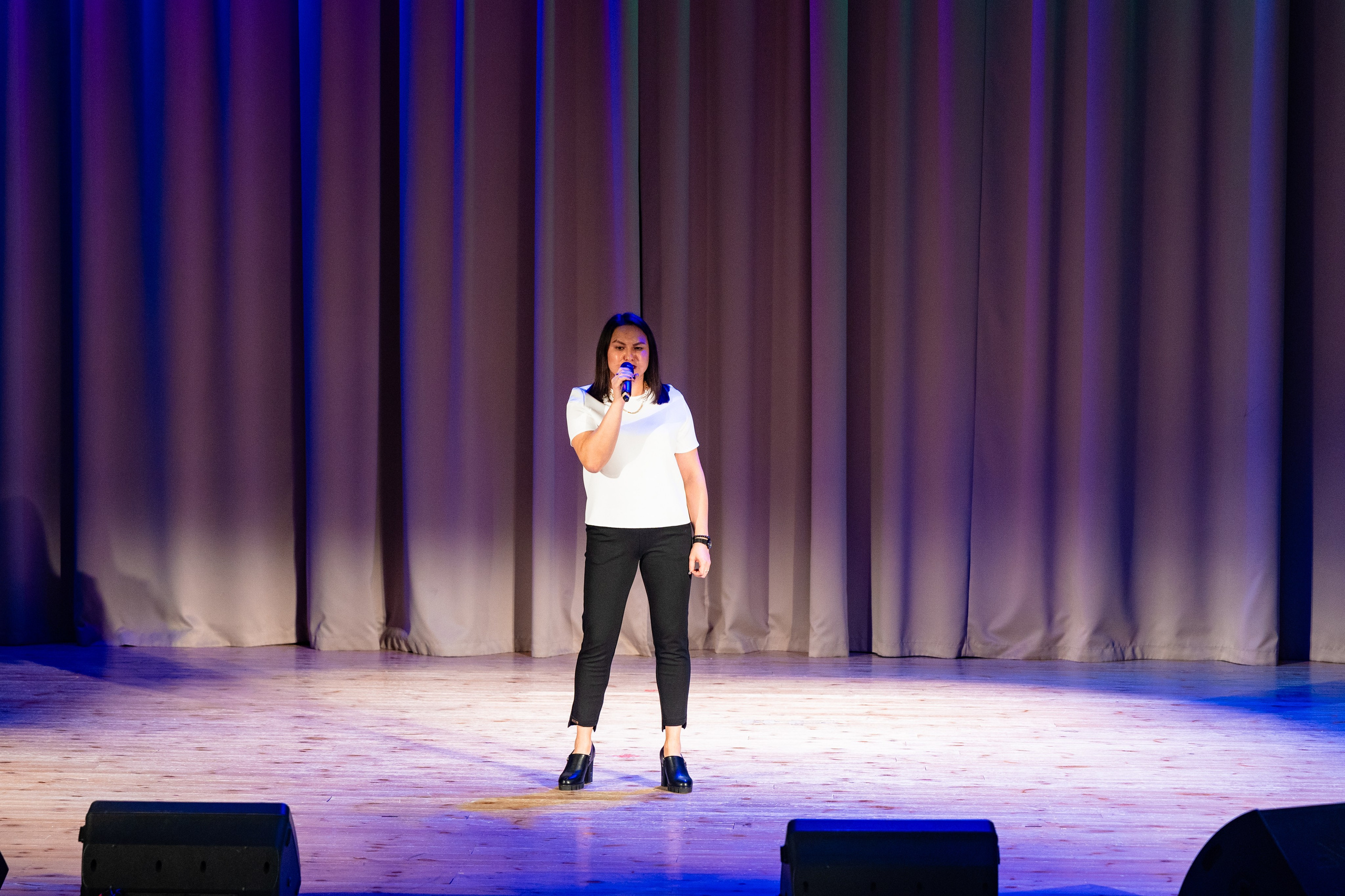 Концерт ДК Буривестник. Фотограф Никита Комаров