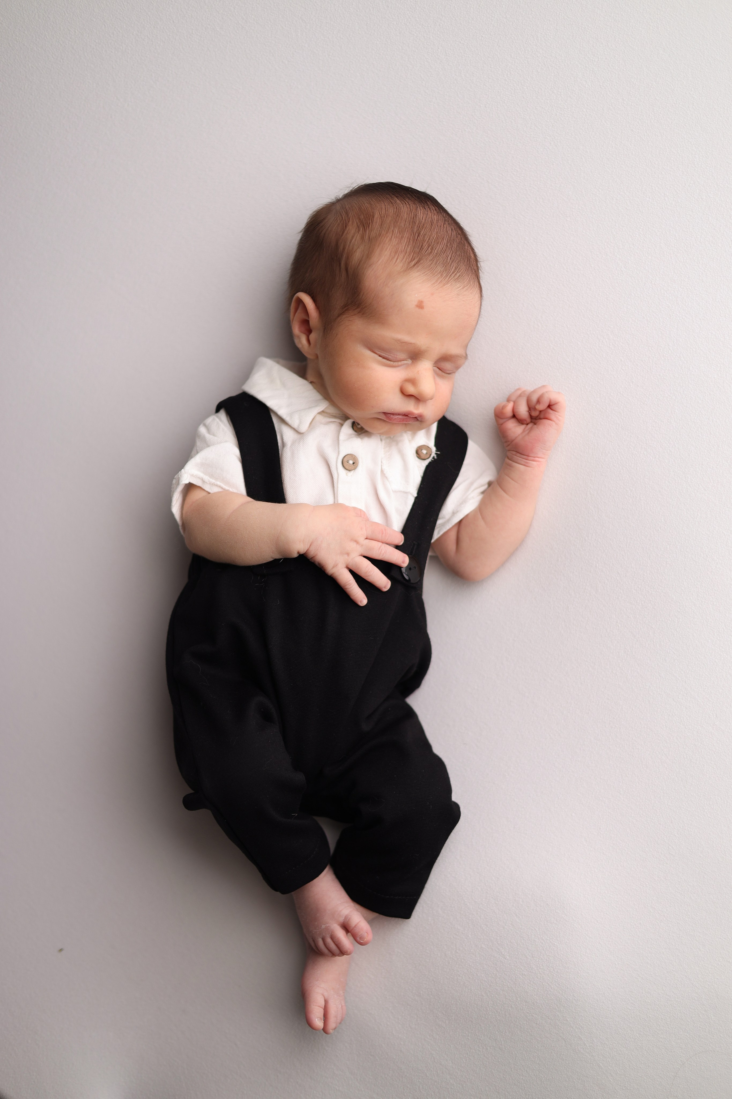 Фотосессия новорожденных. Ньюборн фотограф в Москве. Фотограф новорожденных Москва. Ньюборн фотограф Москва