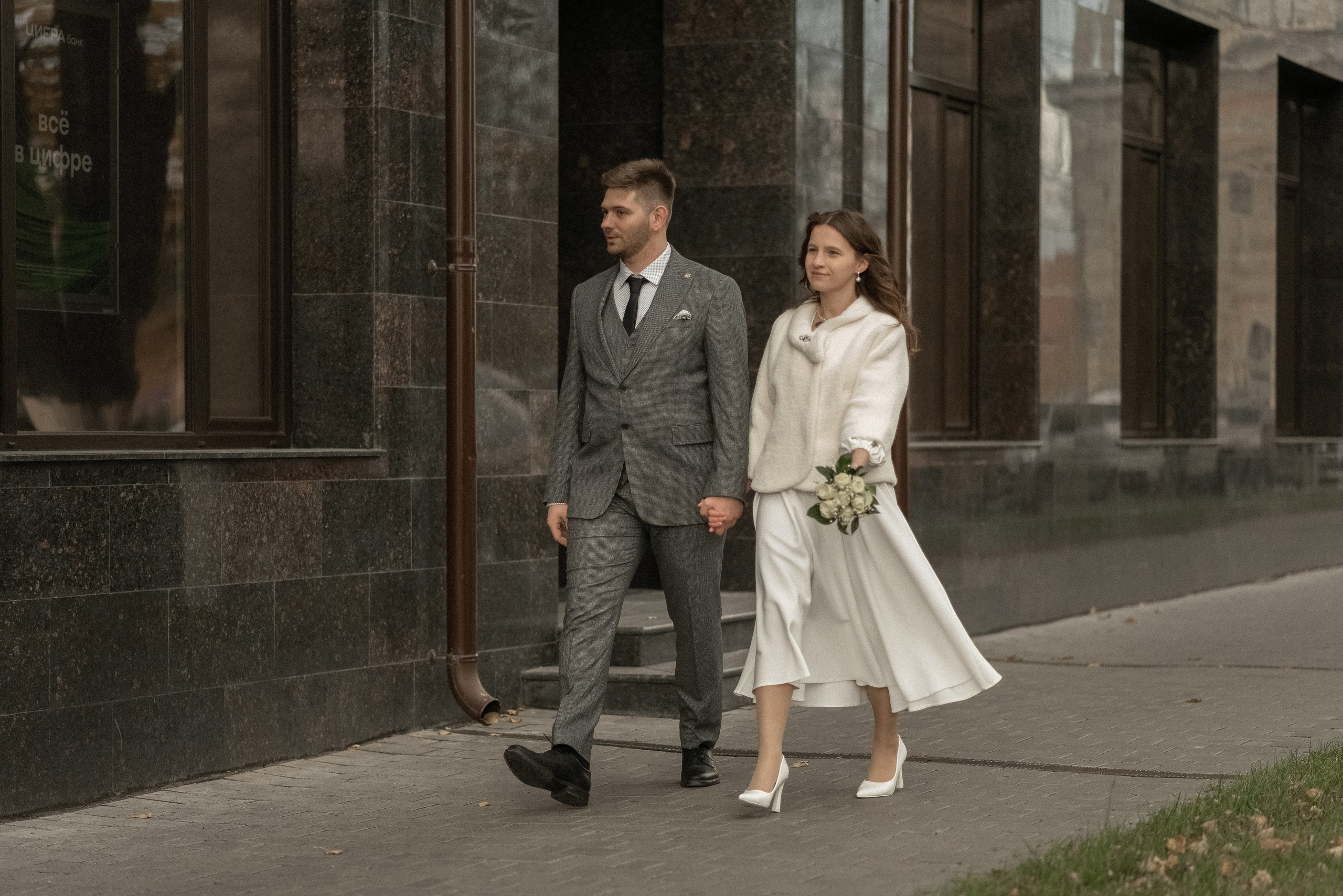 Юля и Павел. ЗАГС и прогулка. Свадебный фотограф в Туле и Москве – Настя Водолей