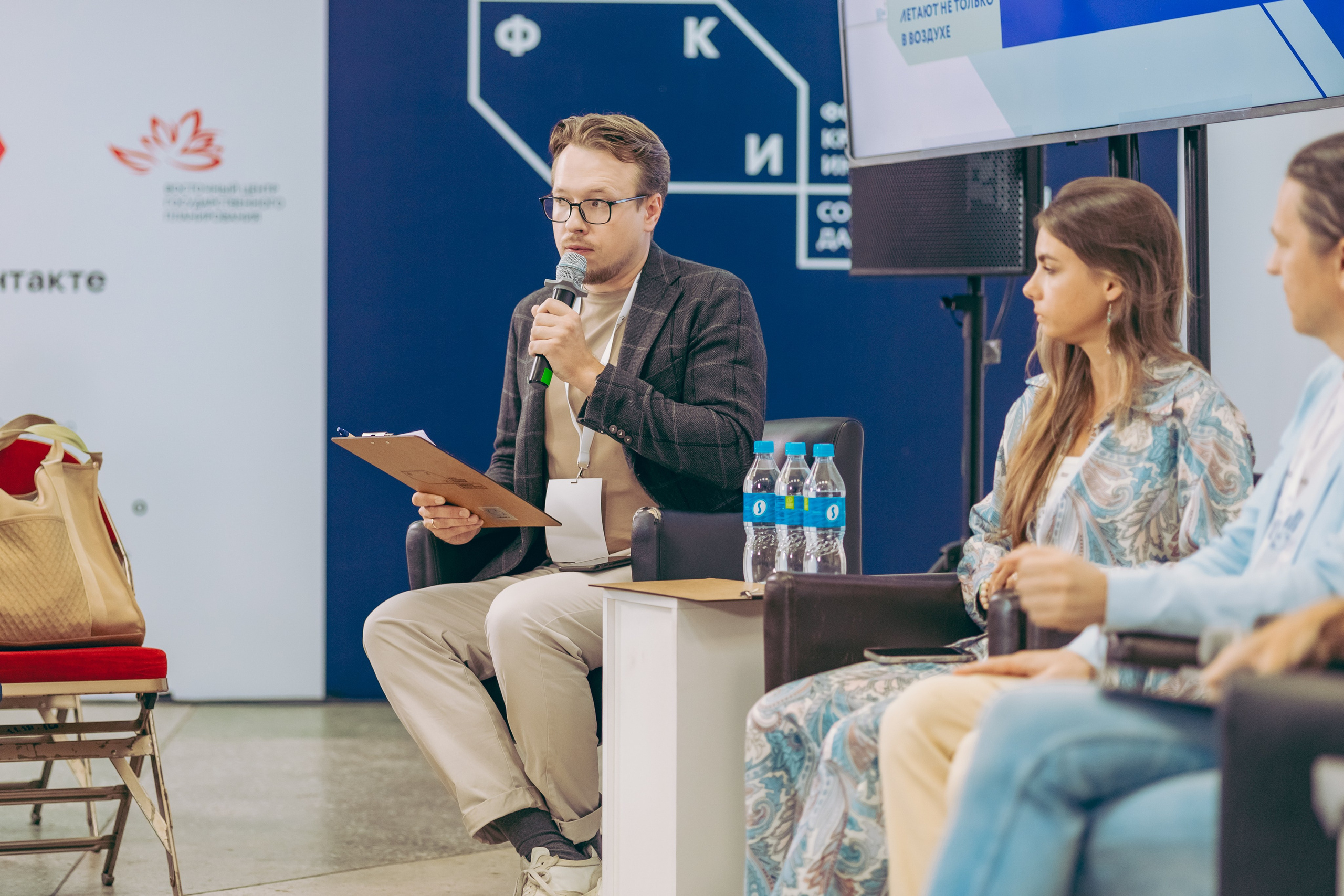 Панельная сессия в рамках ФКИ 2024. Ytsaot — фотограф в Хабаровске Максим Ткачев