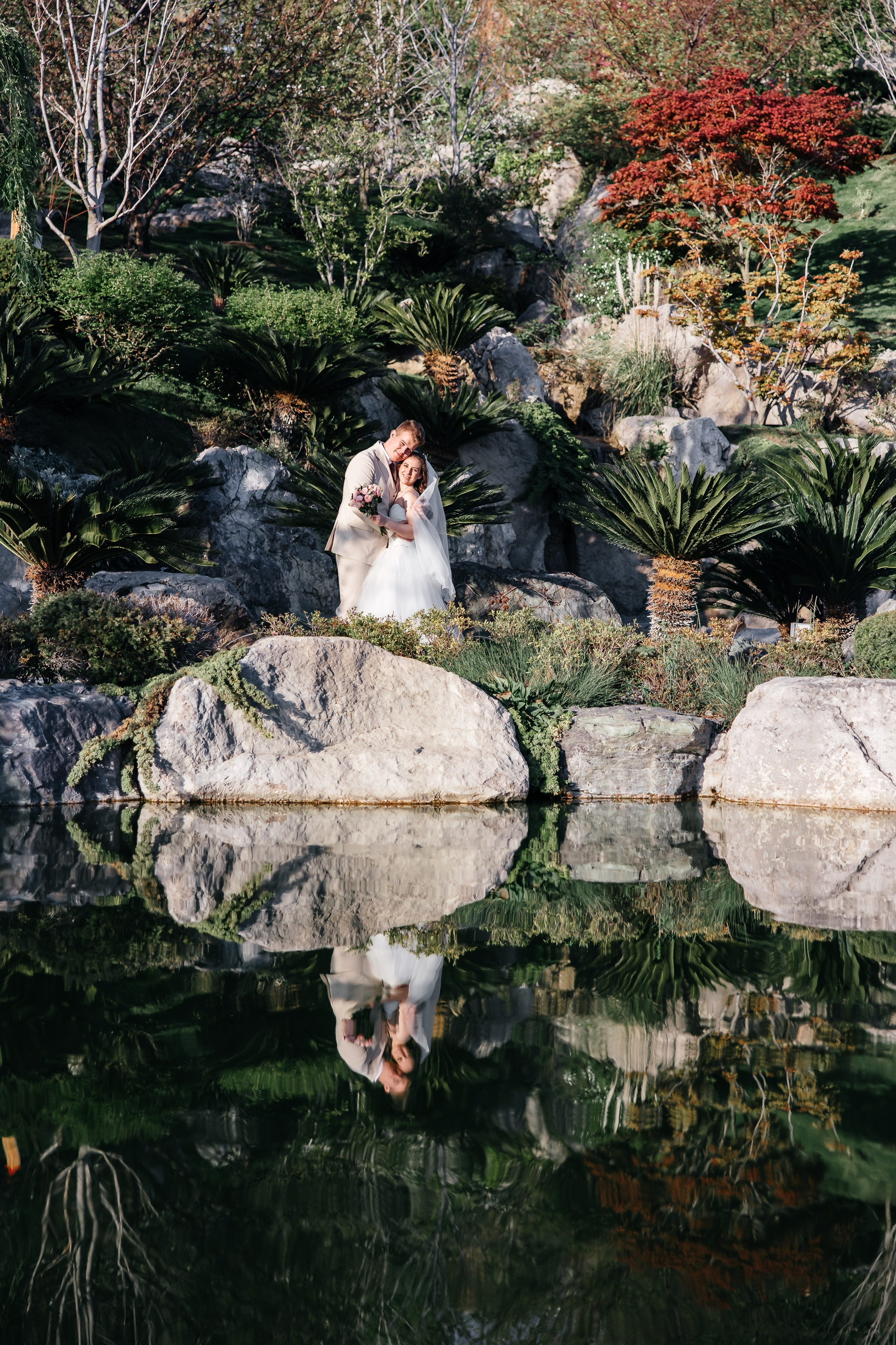 Сакура в Японском саду. Анонс свадьбы для Никиты и Марины. Свадебный фотограф в Крыму и Севастополе Ольга Баскакова