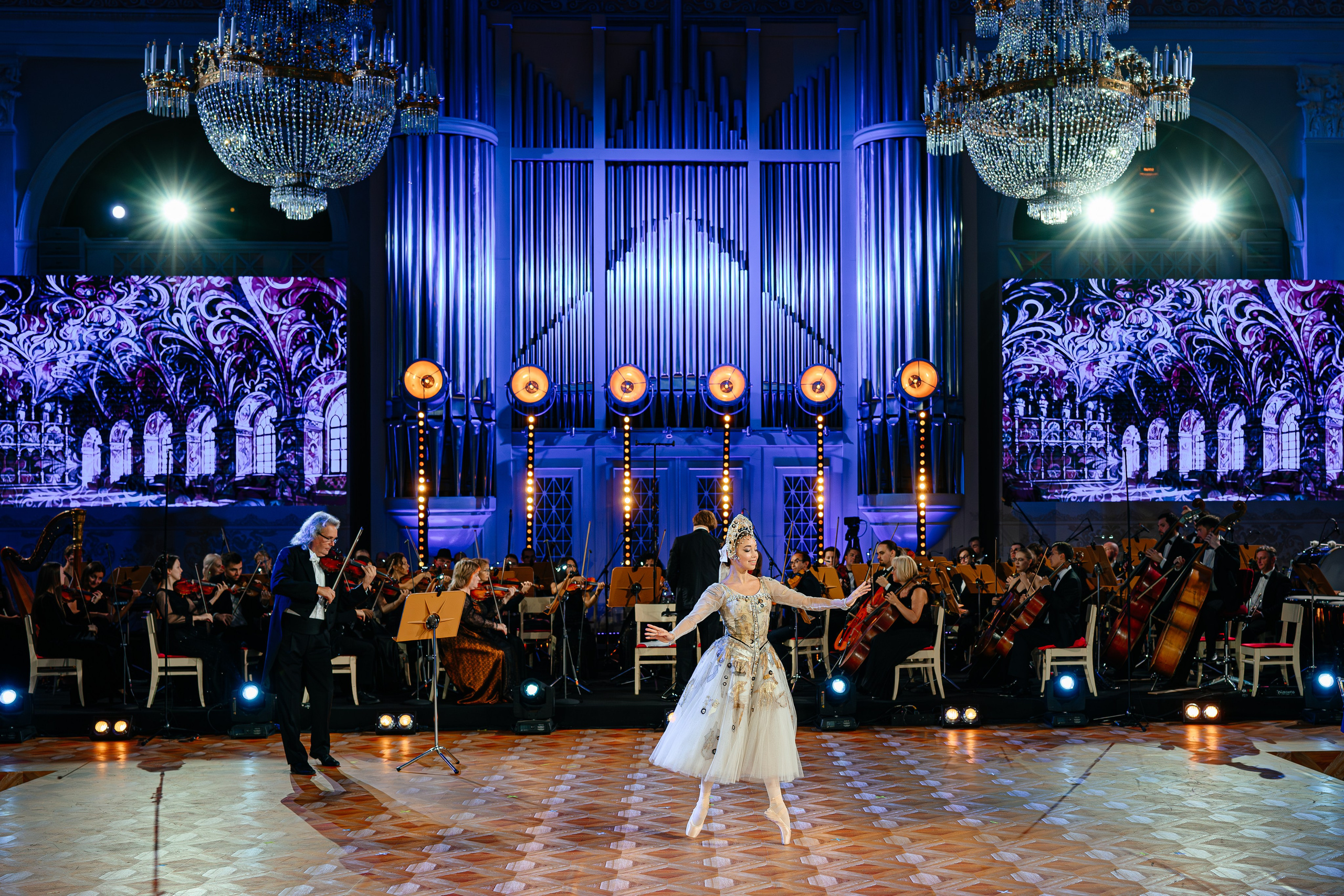 Петровский бал 2025. Коммерческий фотограф в Санкт-Петербурге Анна Кобзарь