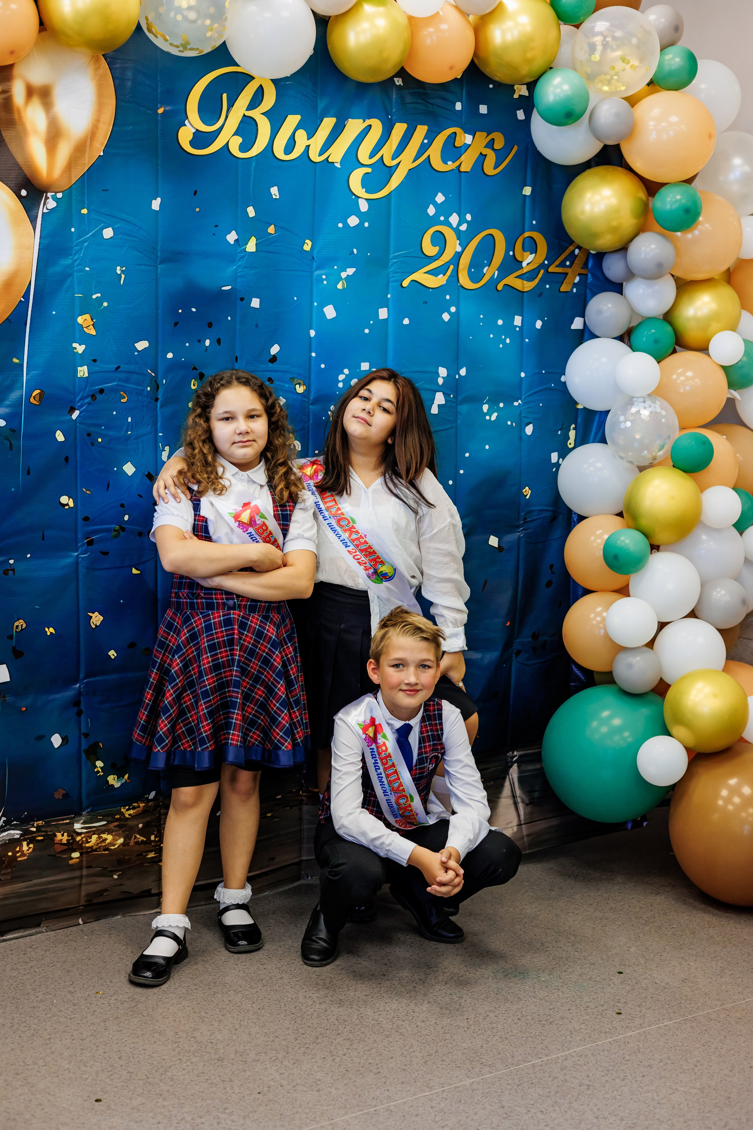 Выпуск 4а 25школа'24 год. Свадебный и семейный фотограф в Армавире