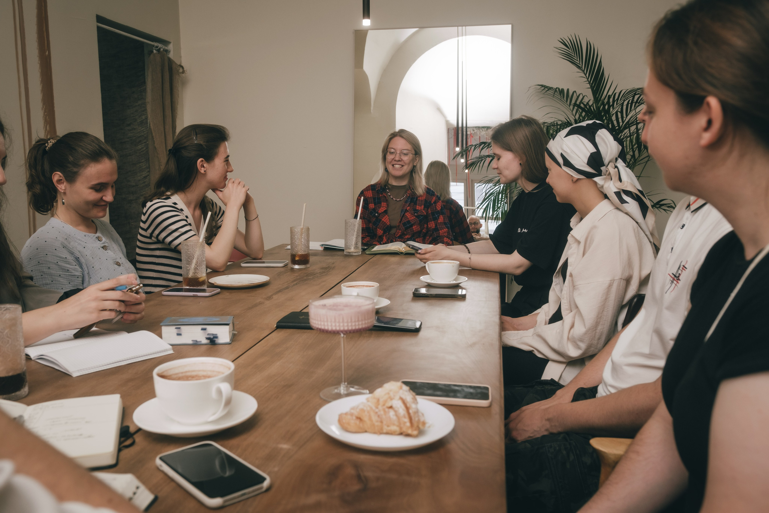 Библейский завтрак 18.06.2024. Фотограф в Москве Максим Скоробогатов