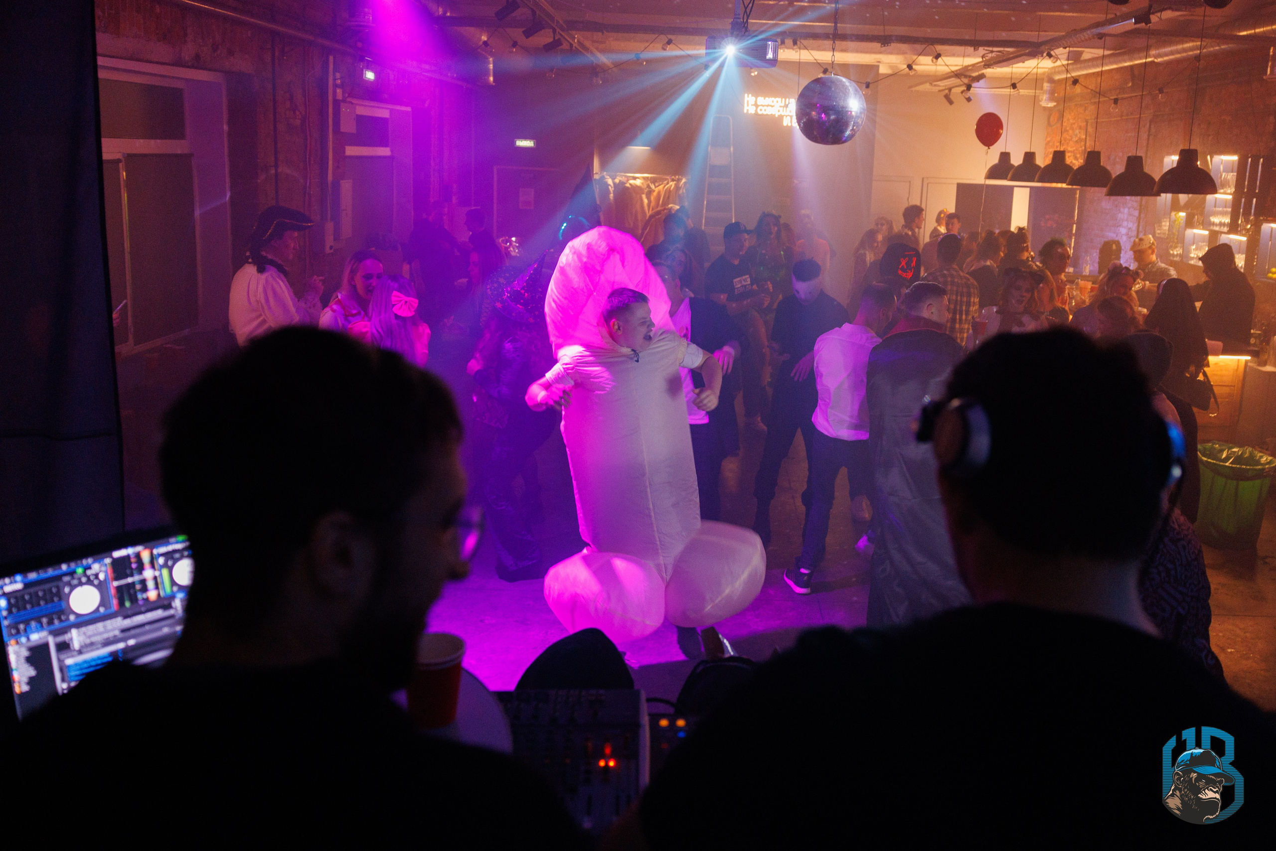 HellBusBro(B DAY 9 x HELLOWEEN 2023). Фотограф Александр Заломаев