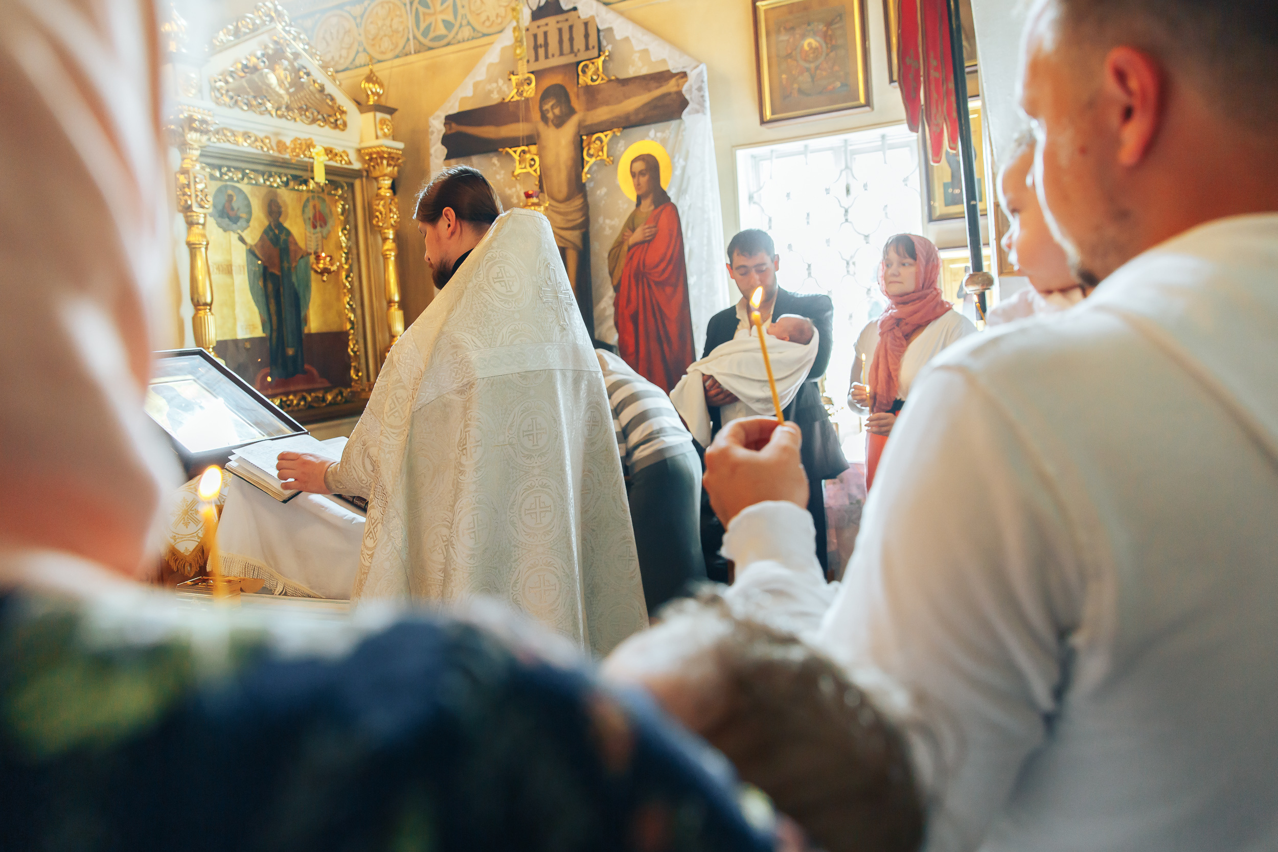 Фотограф на крещение в Ивантеевке в Храме Великомученика и Победоносца