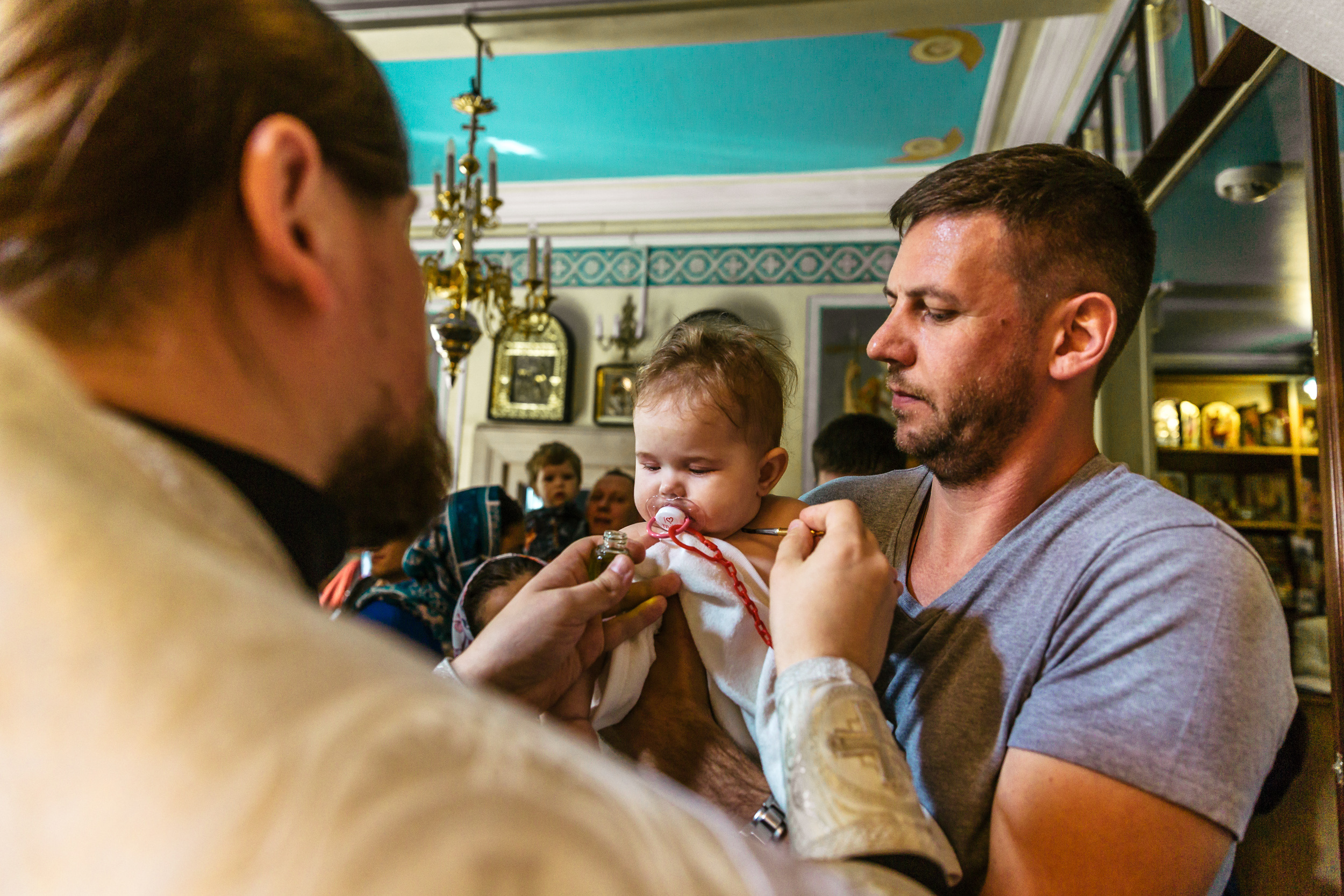 Фотограф на крещение в Ивантеевке в Храме Великомученика и Победоносца