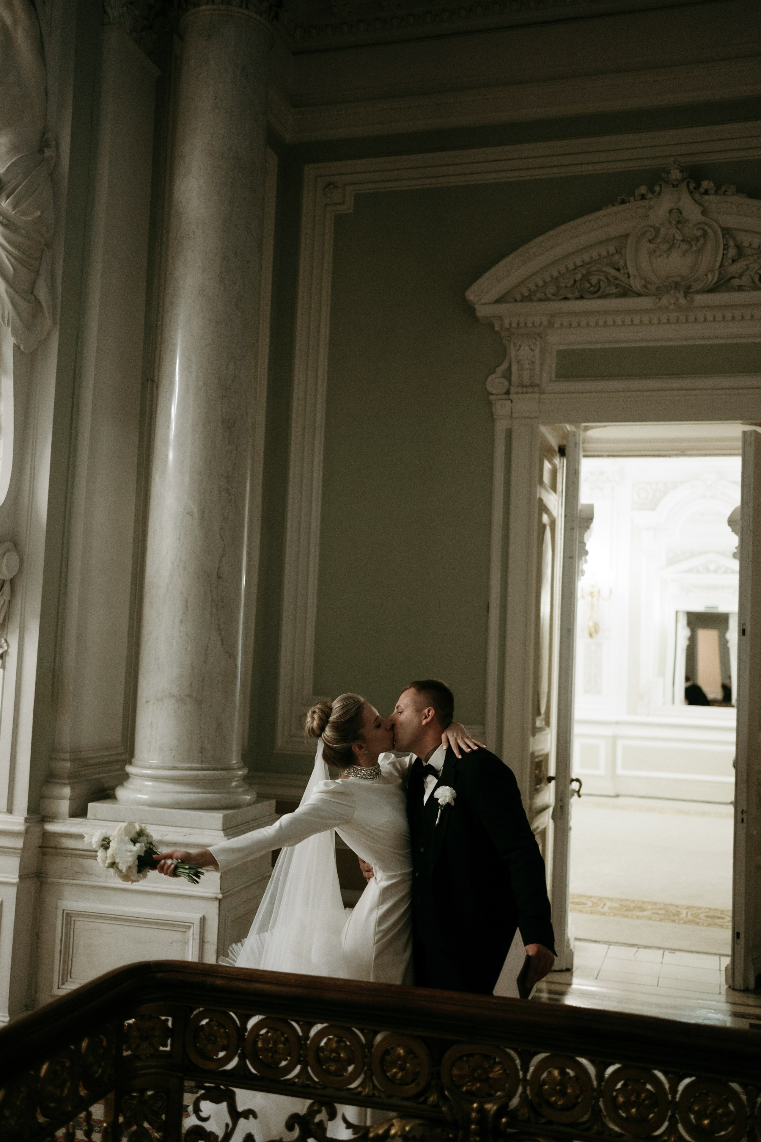 Однажды в летнем саду. Свадебный фотограф в Петербурге Таша Вайб