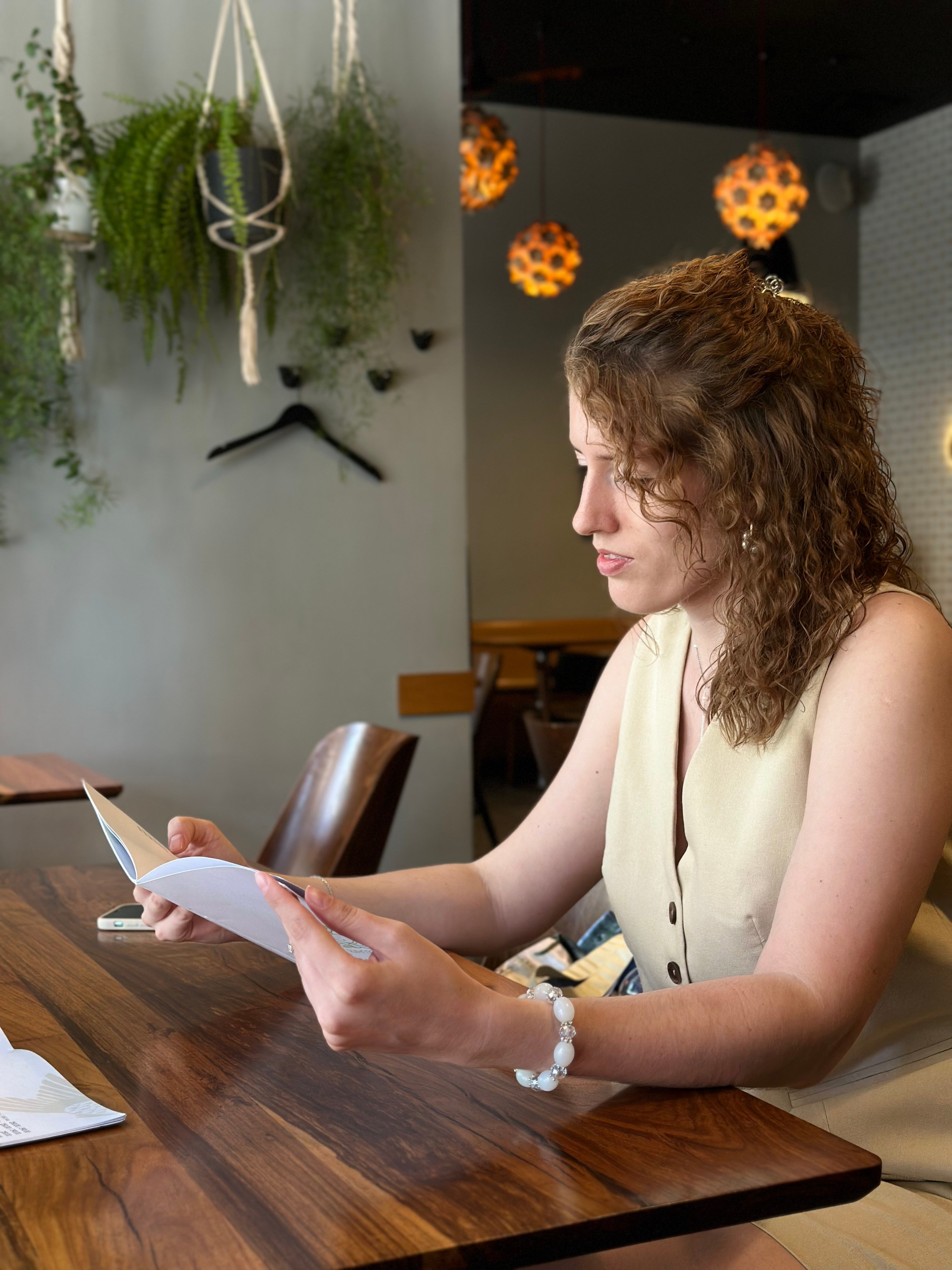 Прогулка по центру. КОНТЕНТ |БРЕНД фотограф Санкт-Петербург — Жанна Олтаржевская