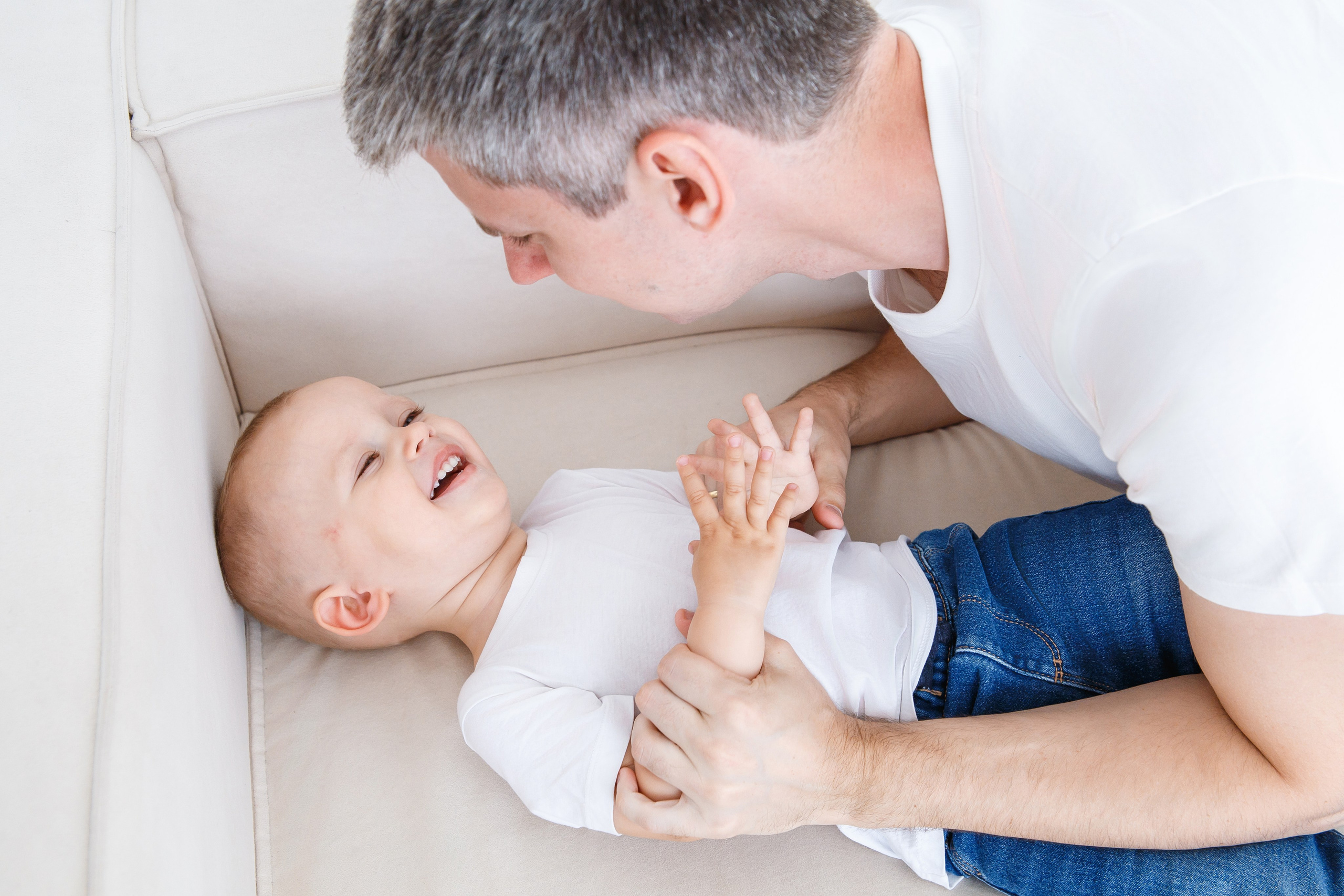 Даня и Лев с родителями. Событийный фотограф Максим Бескоровайновнов