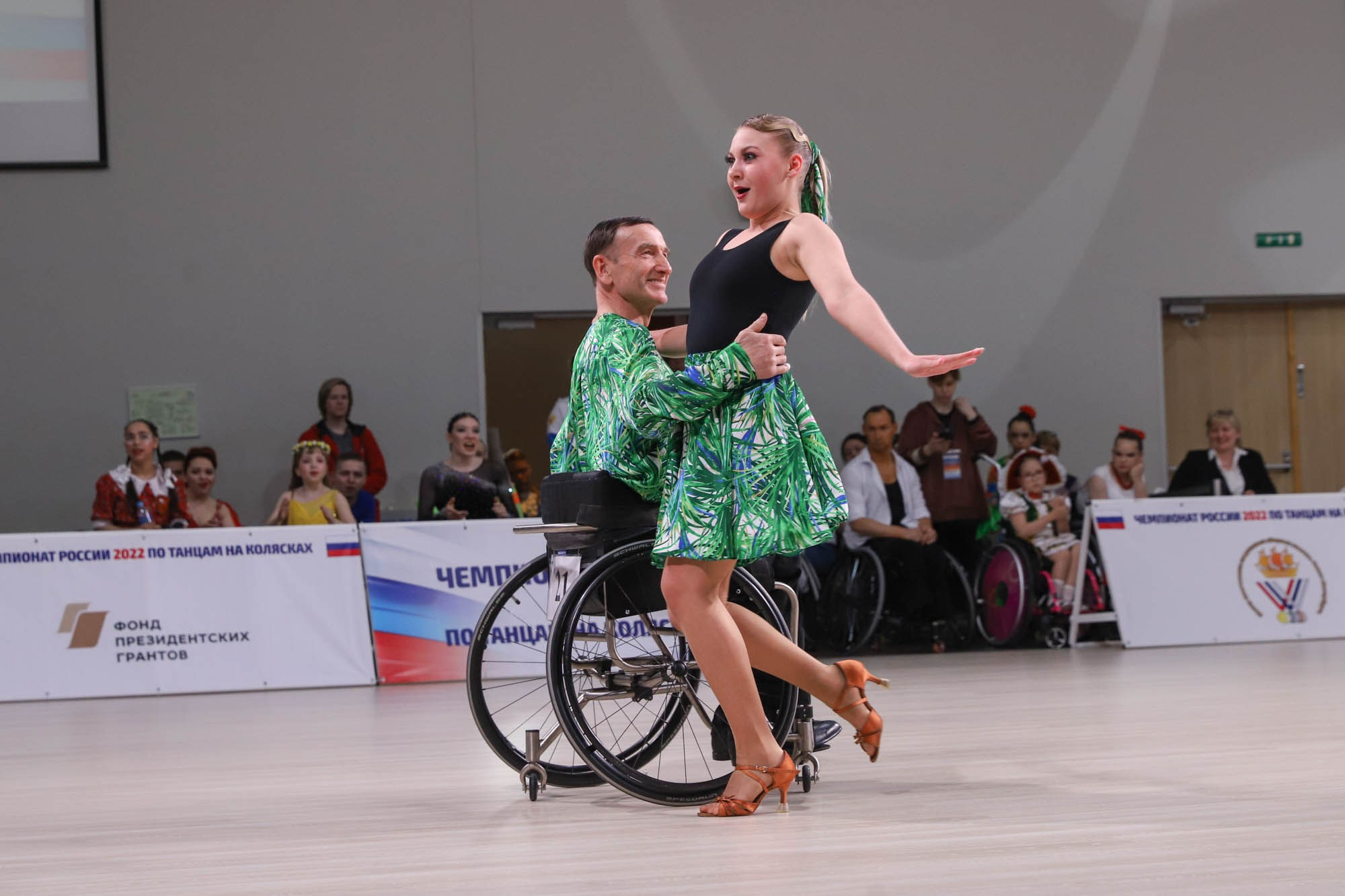 Чемпионат России по танцам на колясках. Фотограф Дарья Попова
