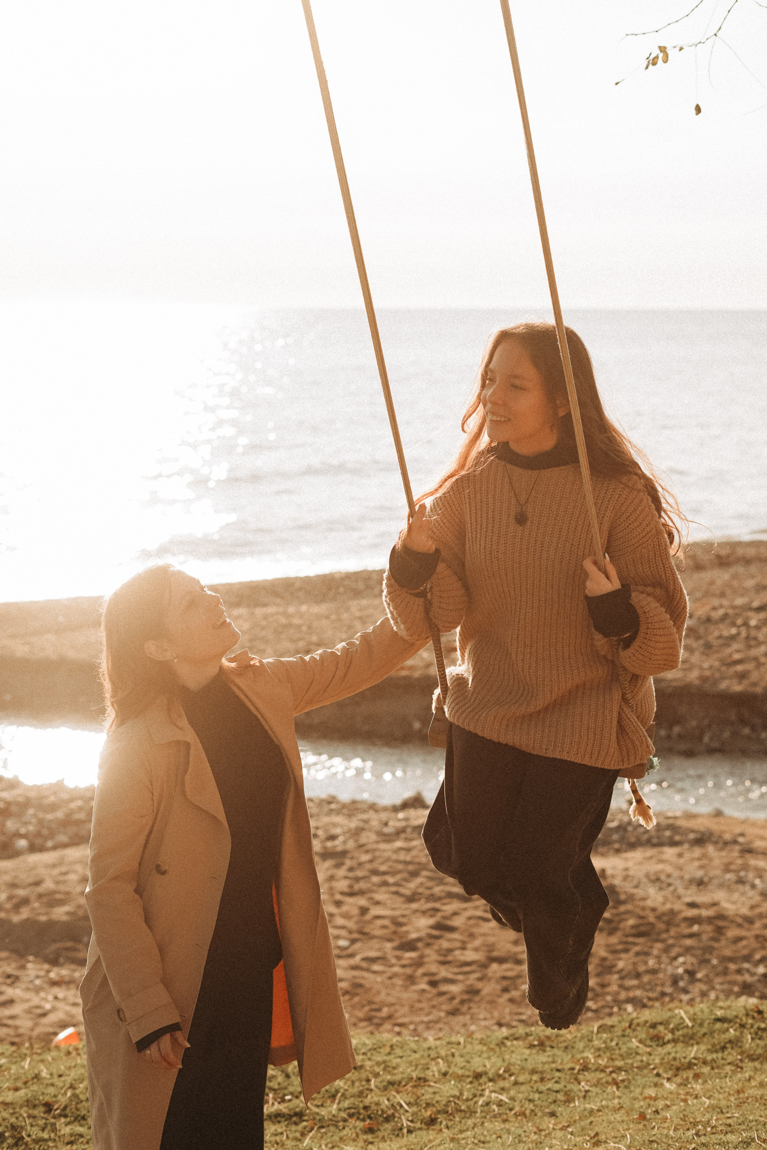Настя с дочерью Дашей в Мюссере, Абхазия. Фотограф в Сочи и Абхазии | Фототуры | September Air