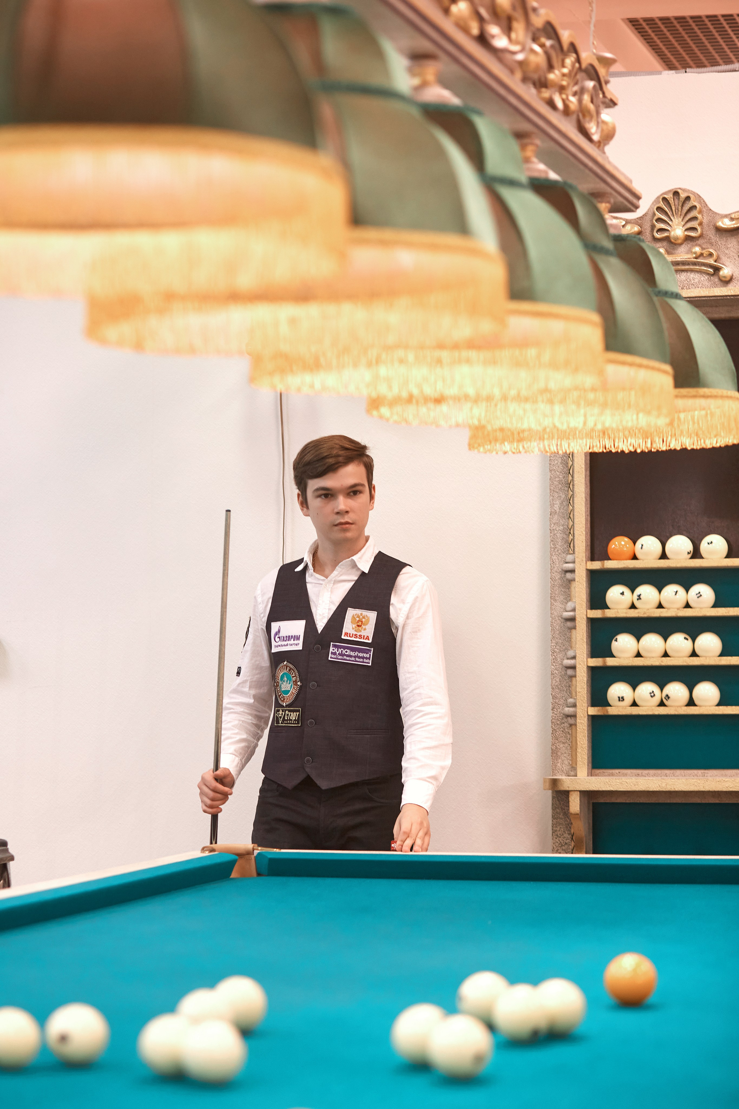 Семён За́йцев — российский профессиональный игрок в русский бильярд, мастер спорта России международного класса. Фотограф ваших самых ярких событий в Москве и СПБ. Збронская Юлия