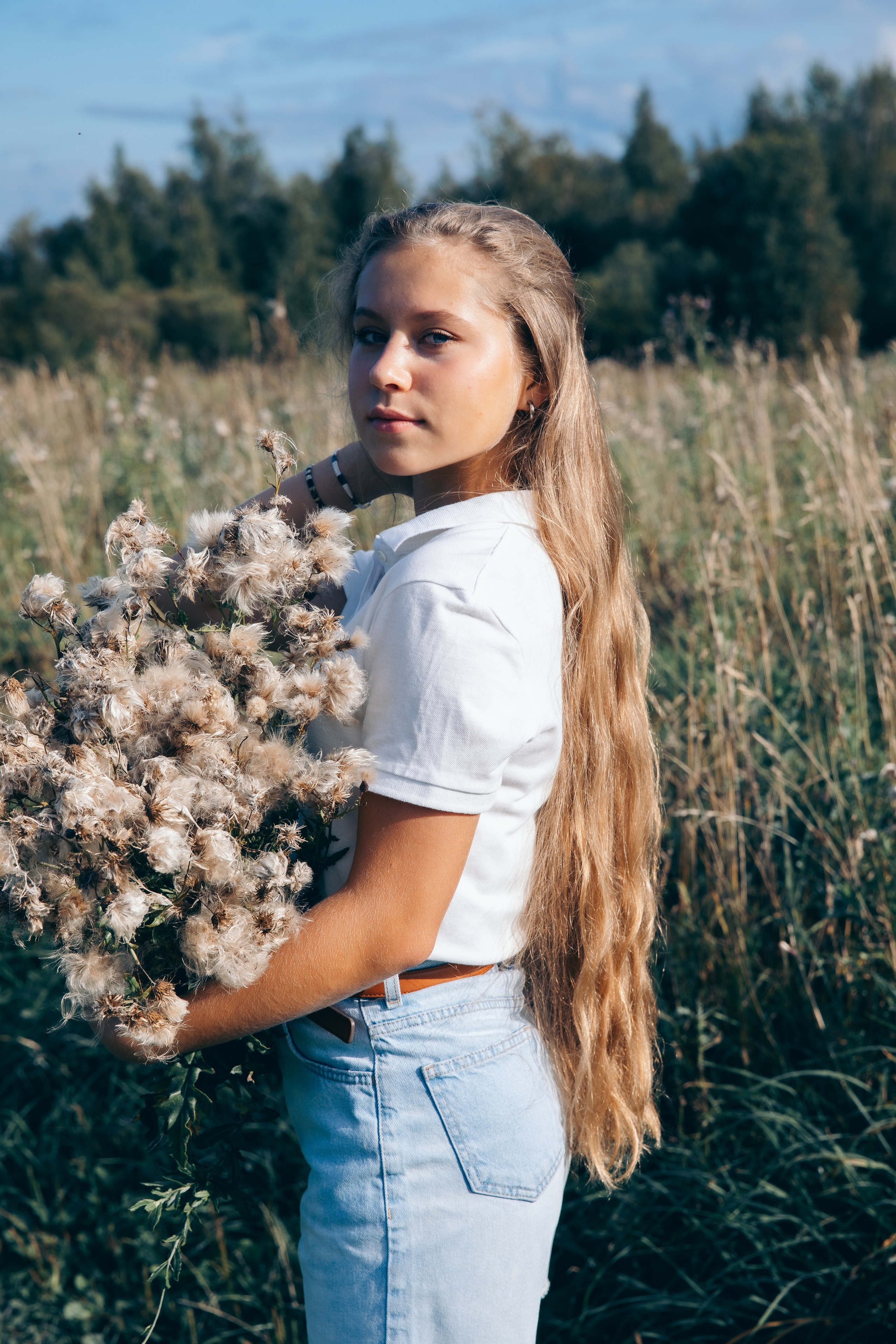 Наташа, Вадим, Арина, Тая и Пета. Август 2024. Фотограф в Санкт-Петербурге Алена Сертакова