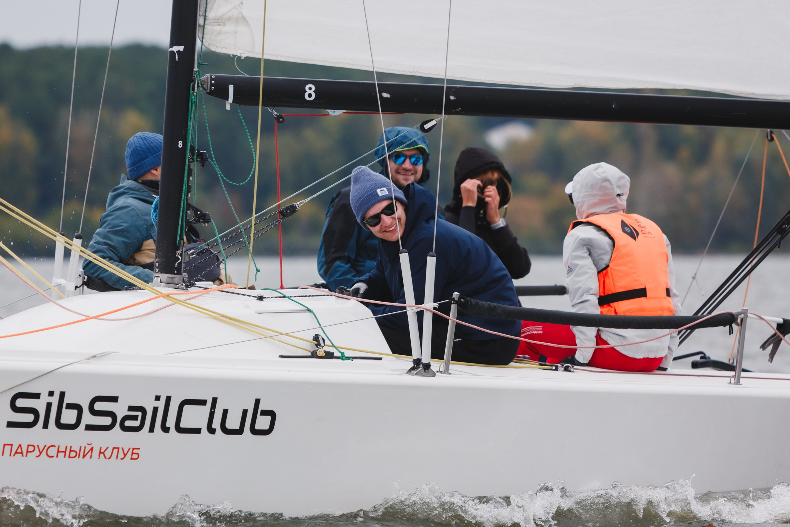 ЯХТИНГ. Roman Photo