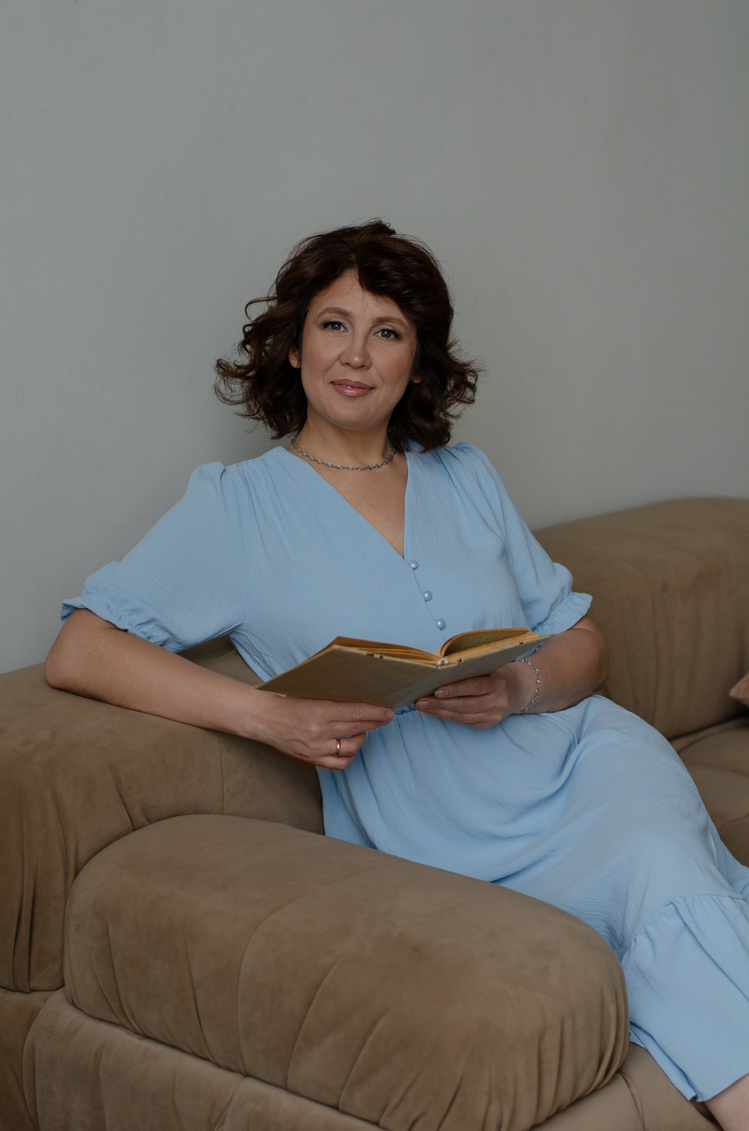 Алёна, съёмка в студии. Фотограф Челябинск Ирина Ермоленко