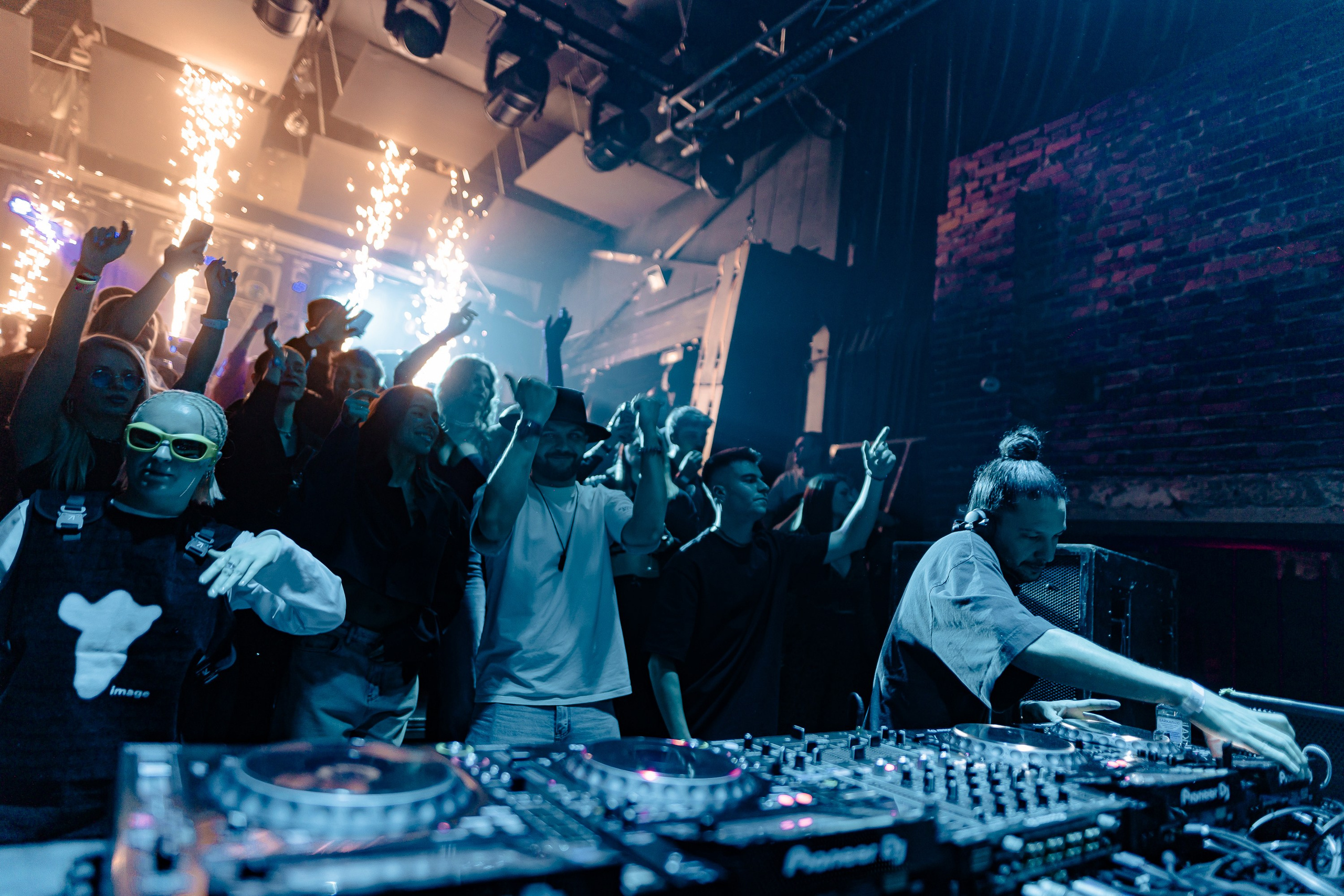 UNDERGROUND. Гришин Фотограф Екатеринбург/Репортаж/ Корпоративная/Свадебная съемка