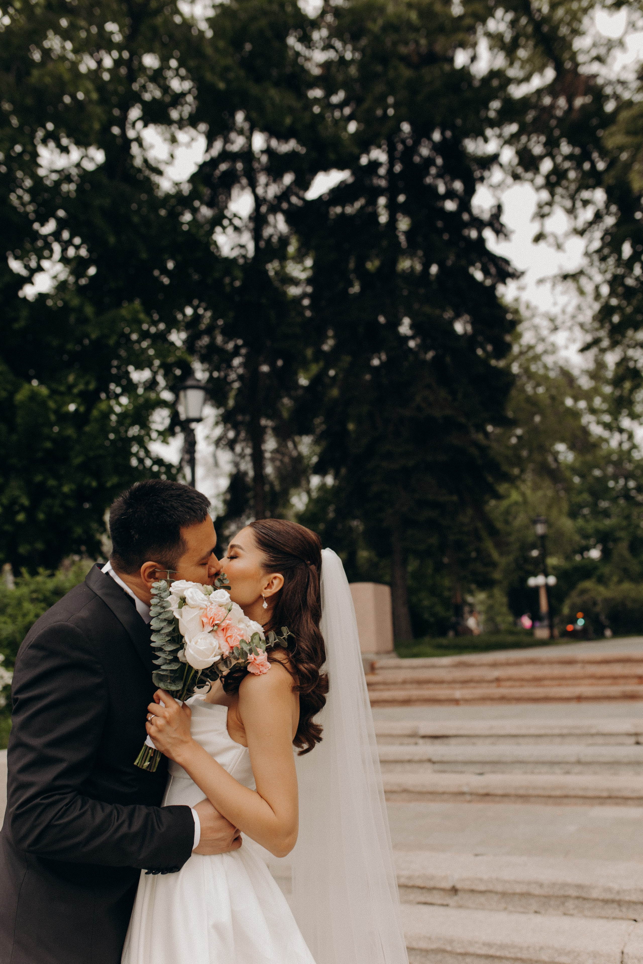 Wedding. Свадебный и семейный фотограф в Алматы Laura Dosmann