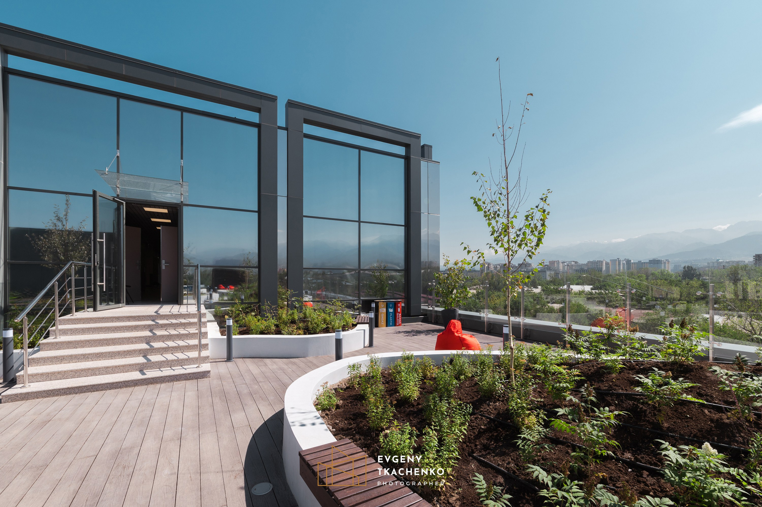 Общежитие университета NarXoz в Алматы. Архитектурный и интерьерный фотограф в Казахстане