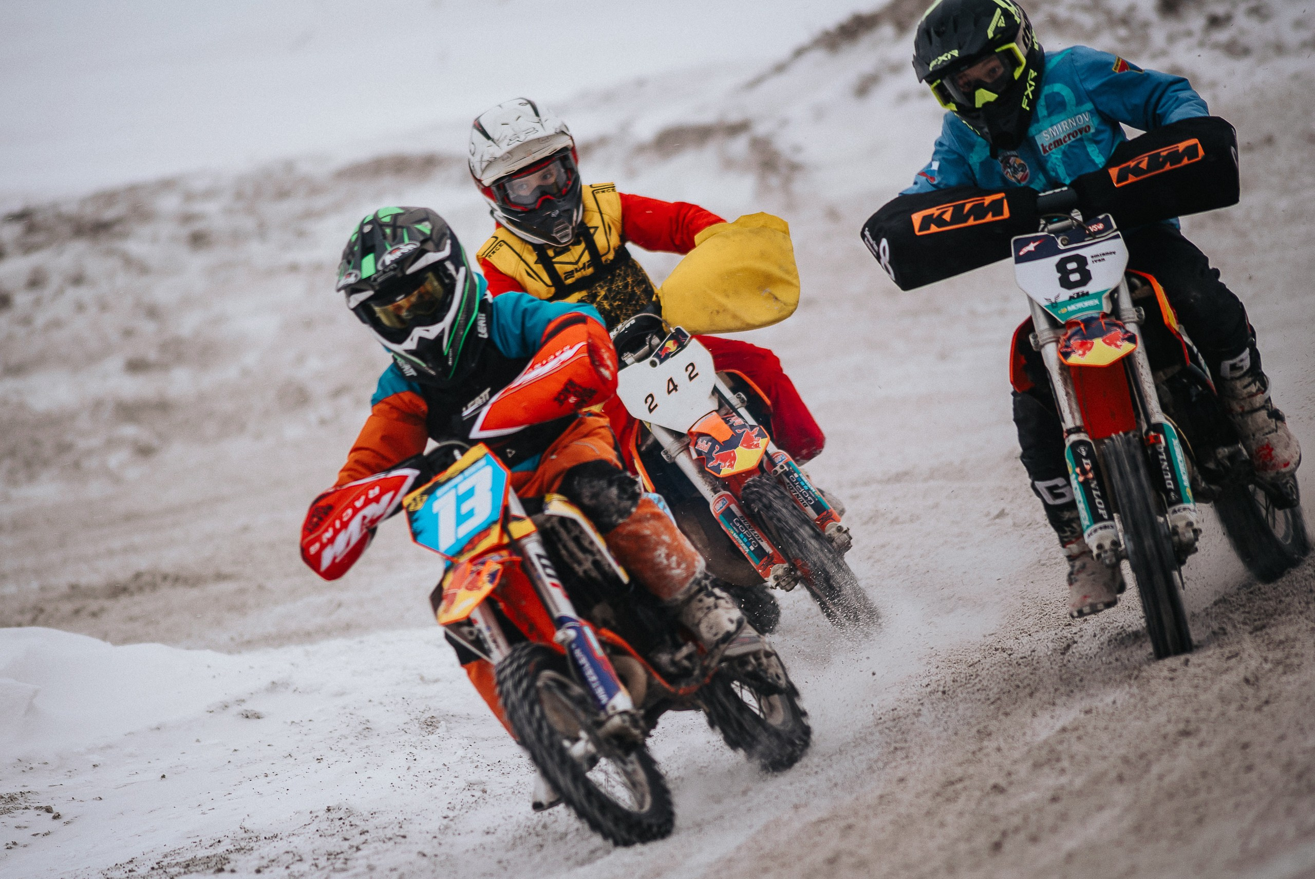 29.12.2024 — Праздничная тренировка на мотоциклетной трассе Люскус. Репортажный фотограф в Кемерово