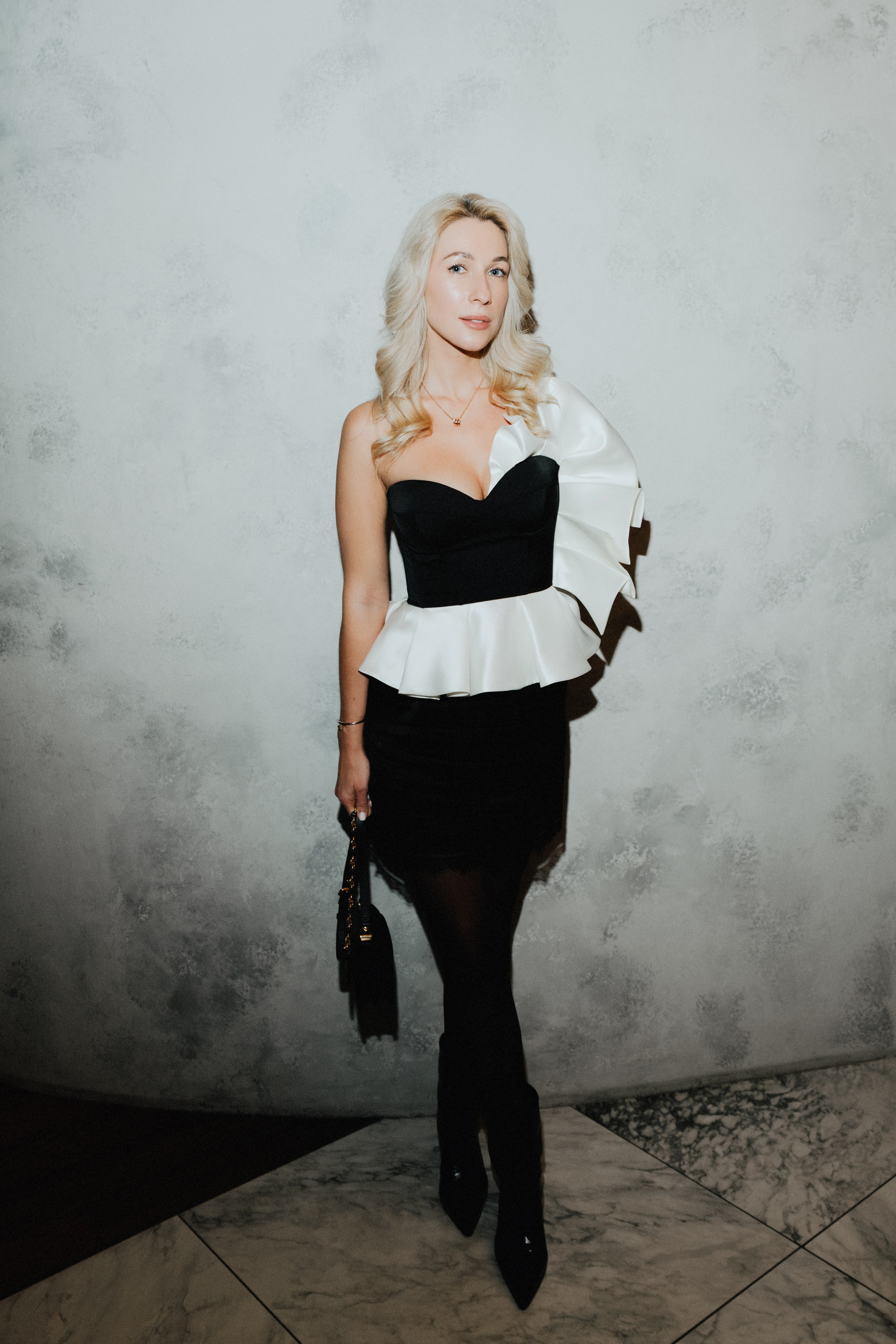 8 марта (воскресенье). BENUAR Restaurant