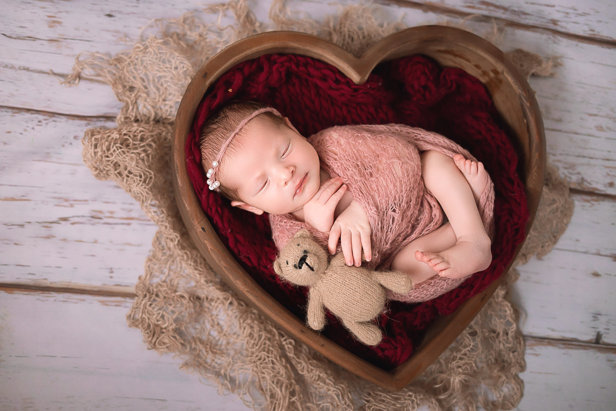 Фотосессия новорожденного. Фотограф новорожденных в Новосибирске