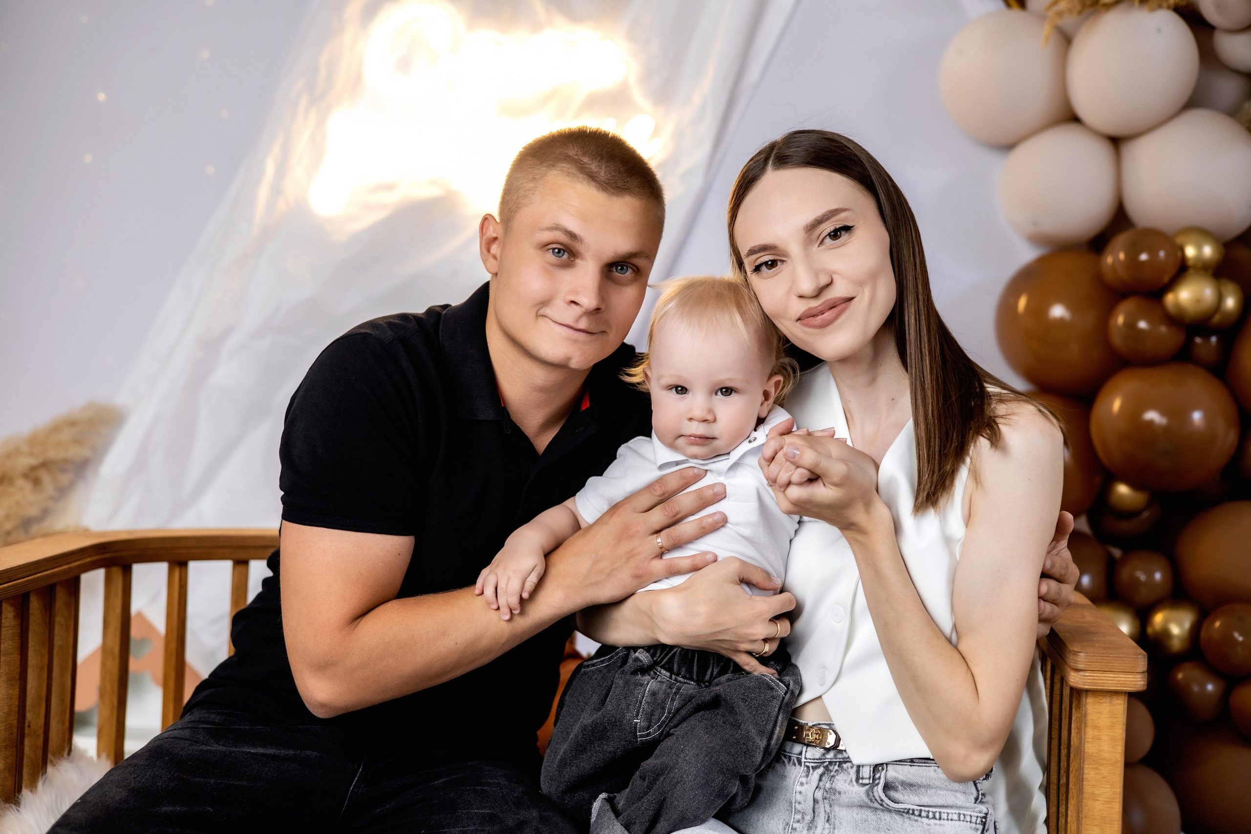 Дамиру годик. Фотограф Надежда Лукьянова