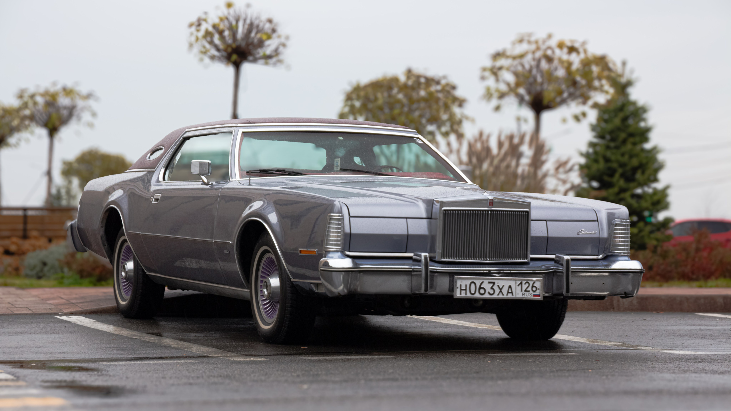Фото Lincoln Continental Mark IV — купе американской классики