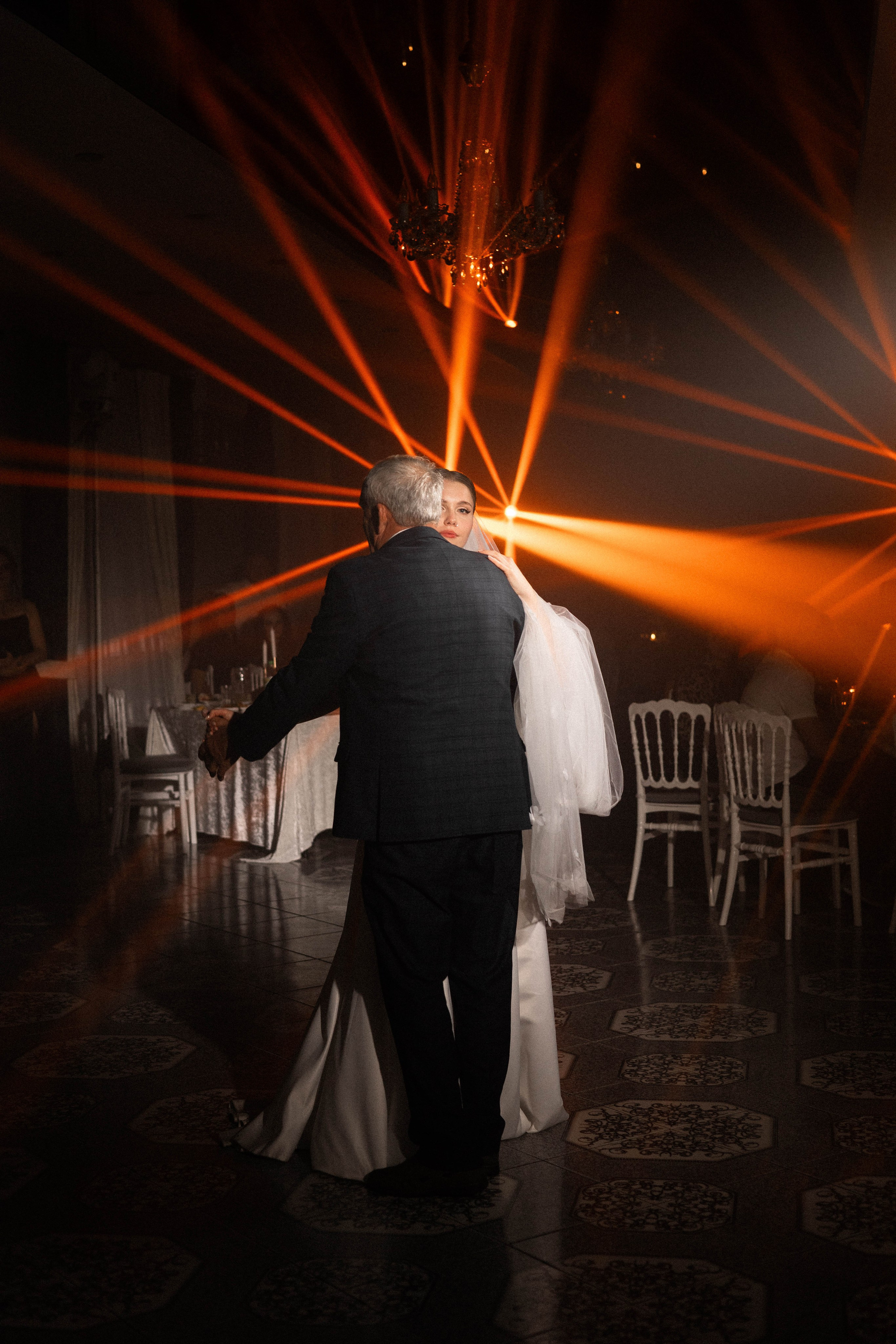 Крепкие объятия. Свадебный и портретный фотограф Соломко Диана