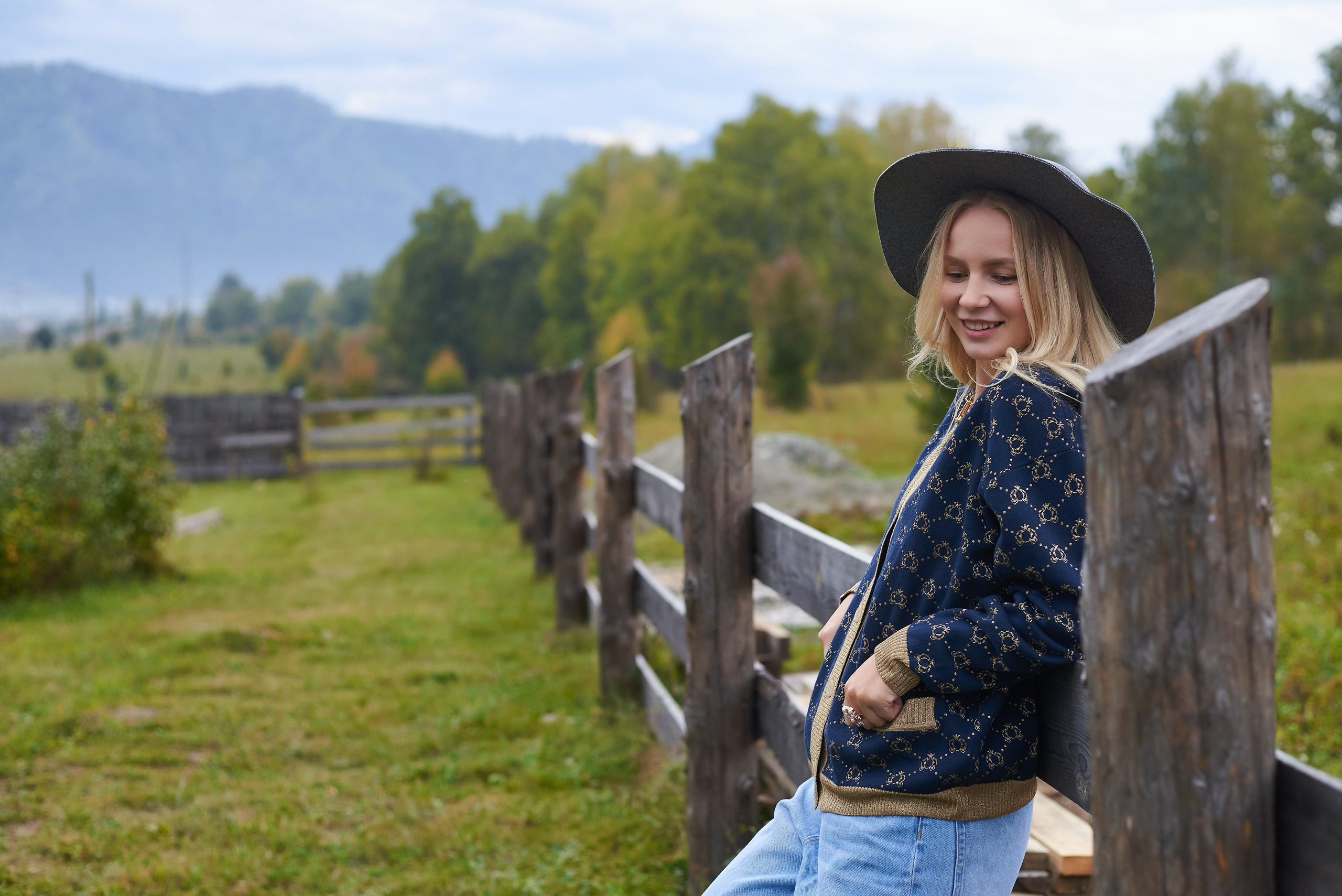 Для контента одежды. Семейный фотограф в Барнауле, Горный Алтай, Заринск, Алейск
