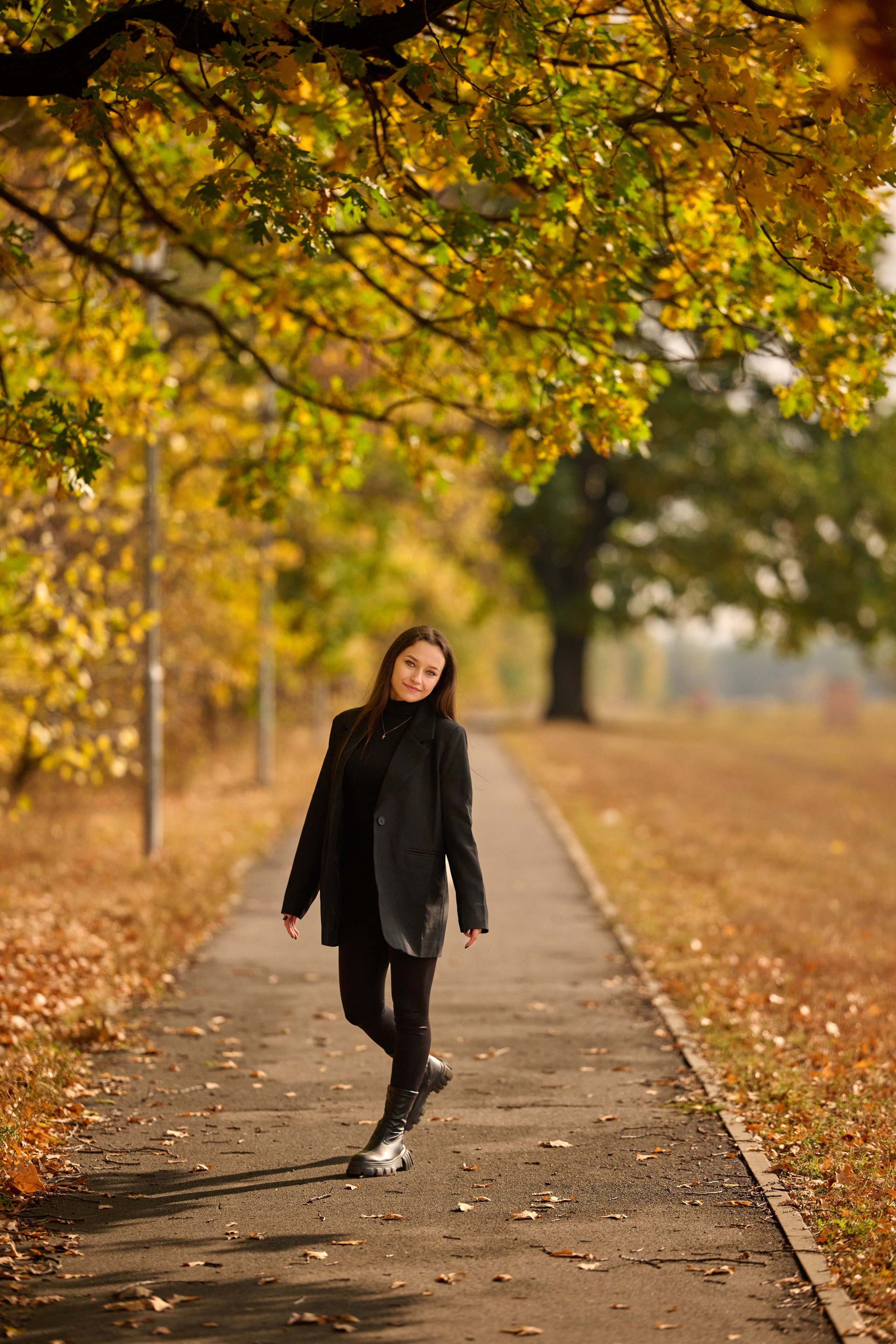 Фотосессия Елизаветы в осенних красках Старого Оскола. Профессиональный фотограф Старый Оскол, Губкин — свадьба, венчание, крещение, юбилей и день рождения