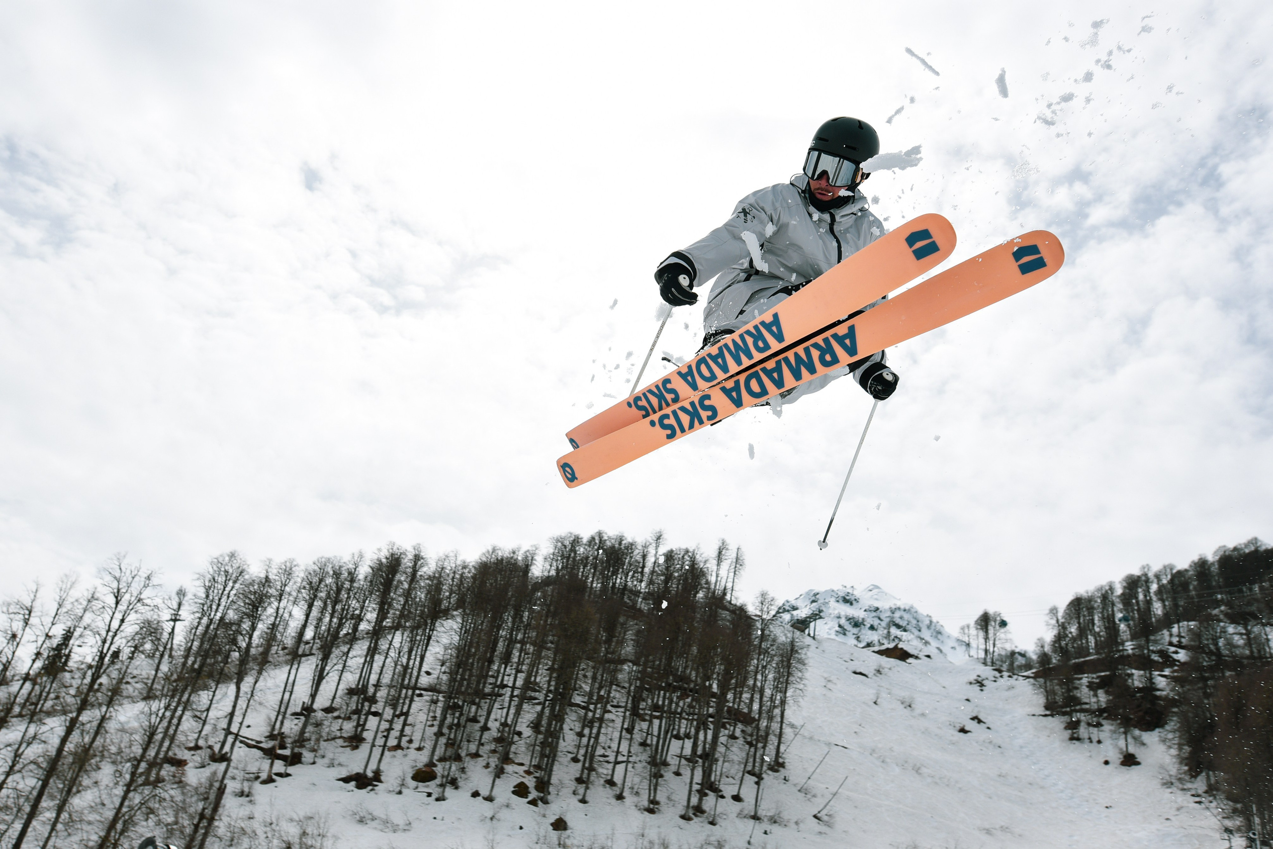 Lifestyle. Anastasia Serdyuk, travel photographer, travel photo, portraits, stories, fineart prints