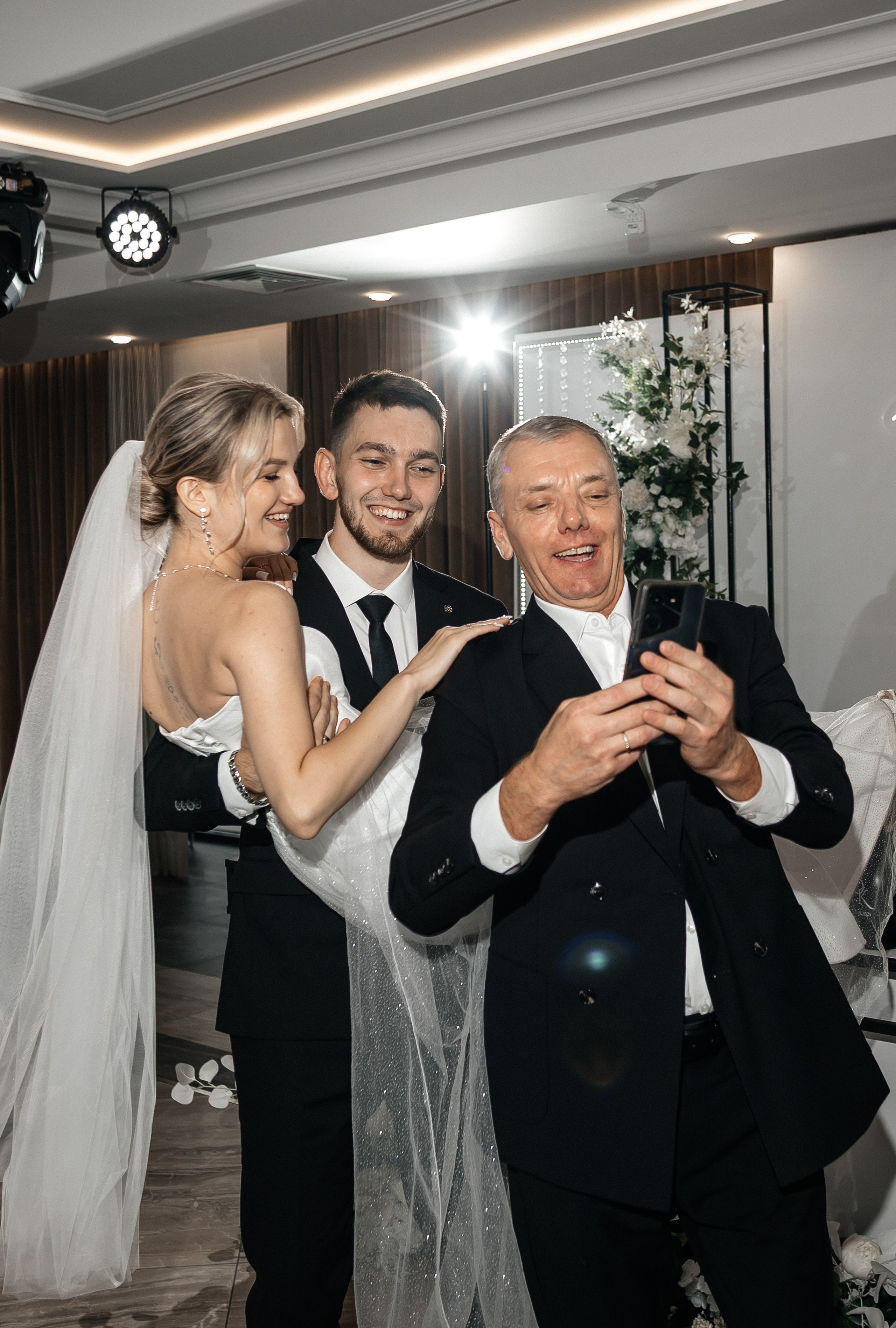 Даниил & Кристина | 20.08.25. Свадебный и семейный фотограф в Омске Евгения Хакимова