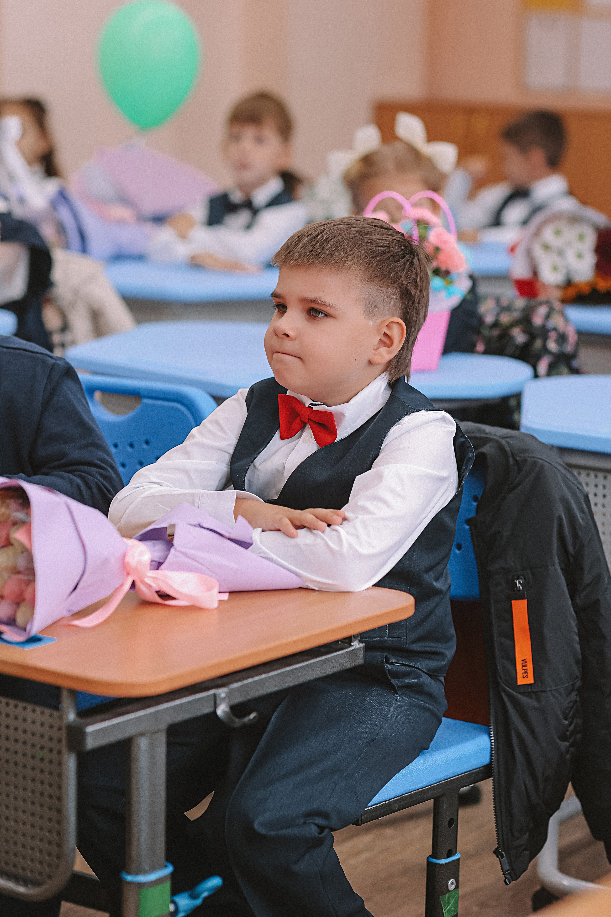 1 сентября линейка+кл час+портреты. Семейный фотограф Тюмень, фотограф на роды Салмина Мария