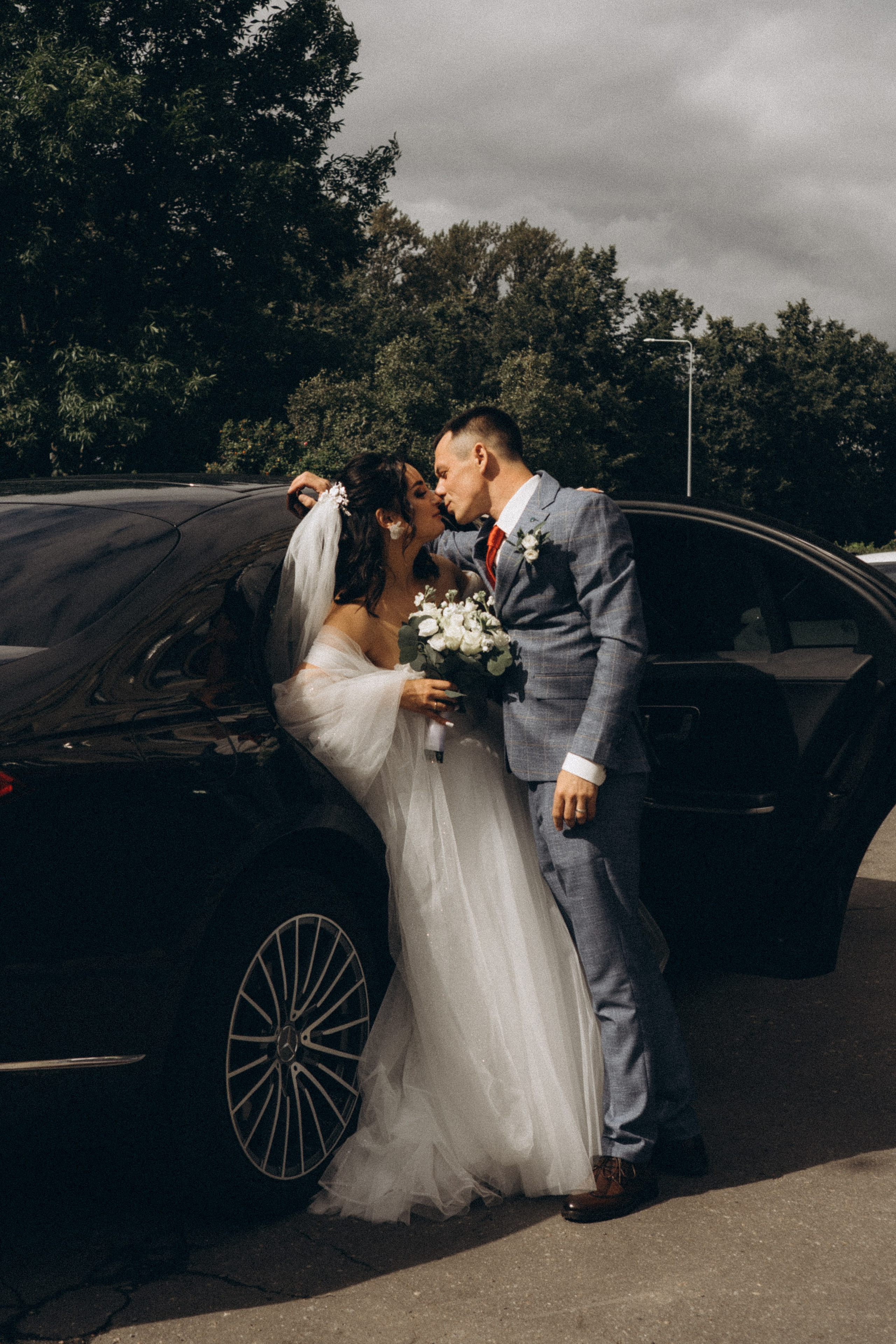 СВАДЕБНАЯ ПРОГУЛКА РЕСТОРАН МЫ ЖЕ НА ТЫ И ФОТОСЕССИИЯ С АВТОМОБИЛЕМ. Профессиональный фотограф, Санкт-Петербург — Виктория Богомолова