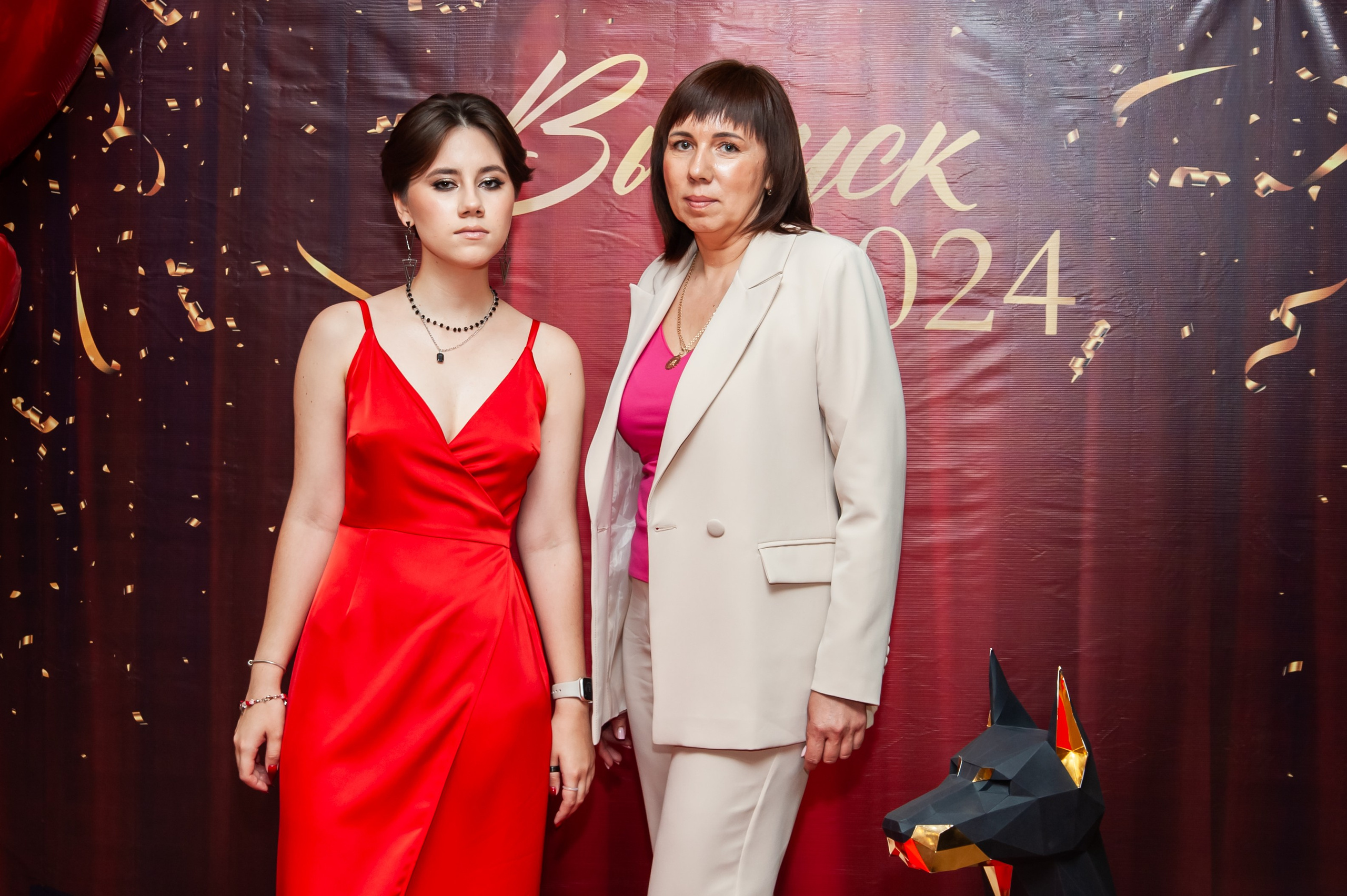 Выпускной МАОУ СОШ № 17 им. Эдуарда Есаяна. Свадебный и семейный фотограф Денис Лукьянов в Краснодаре, Краснодарском крае и Республике Крым