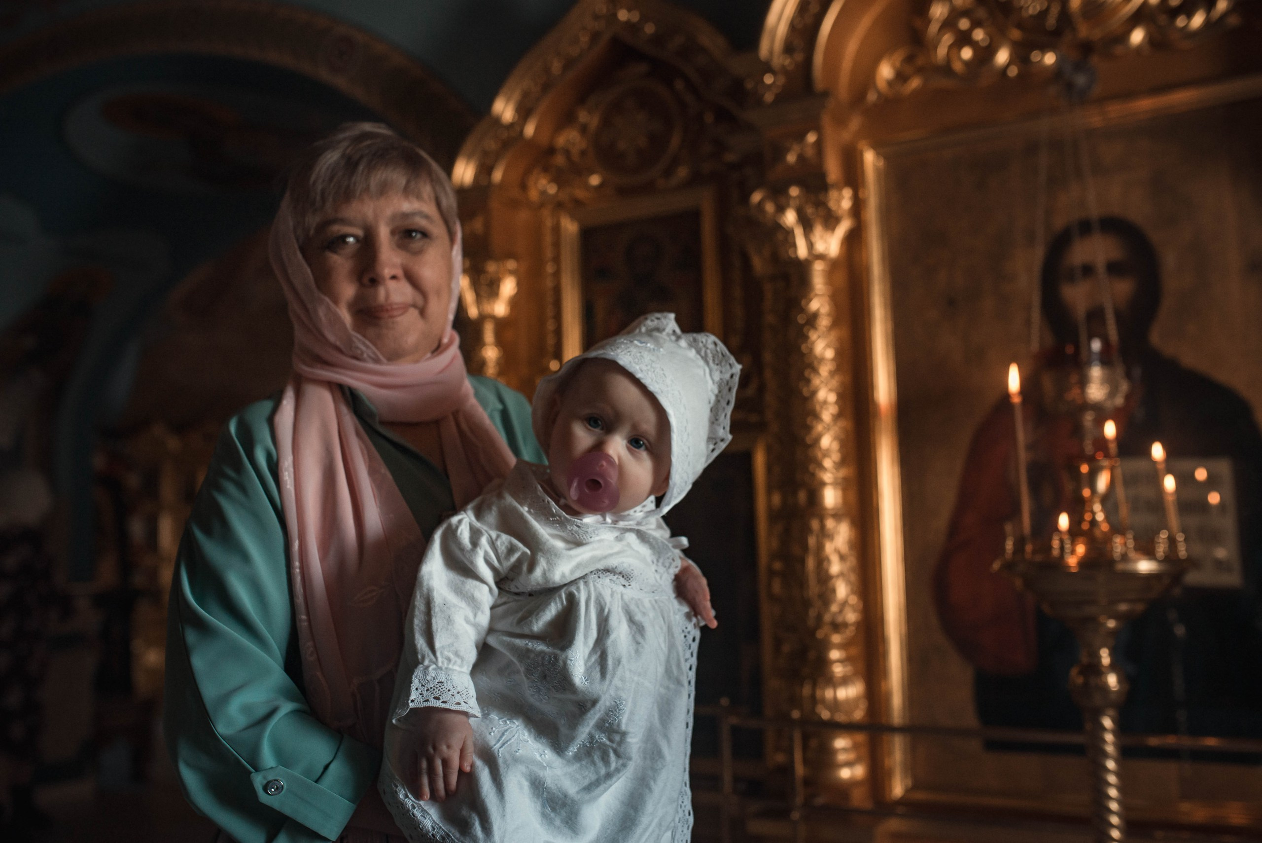 Крещение Екатерины в Троицком соборе Саратова. Фотограф на крещение в Саратове Марина Грушина