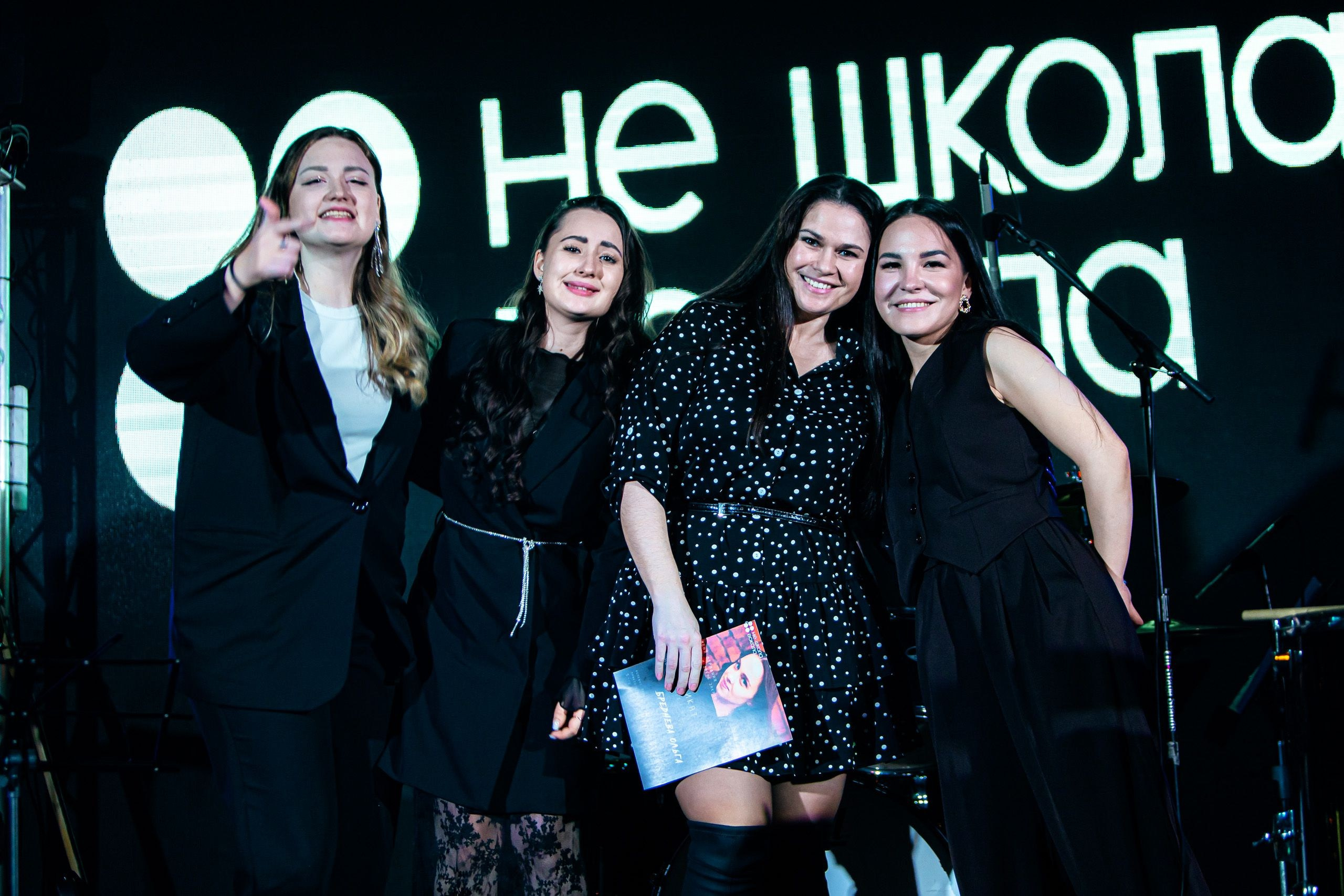 08.12 Не школа вокала. Команда специалистов в мире фотографии и видео. Детский фотограф, семейный фотограф