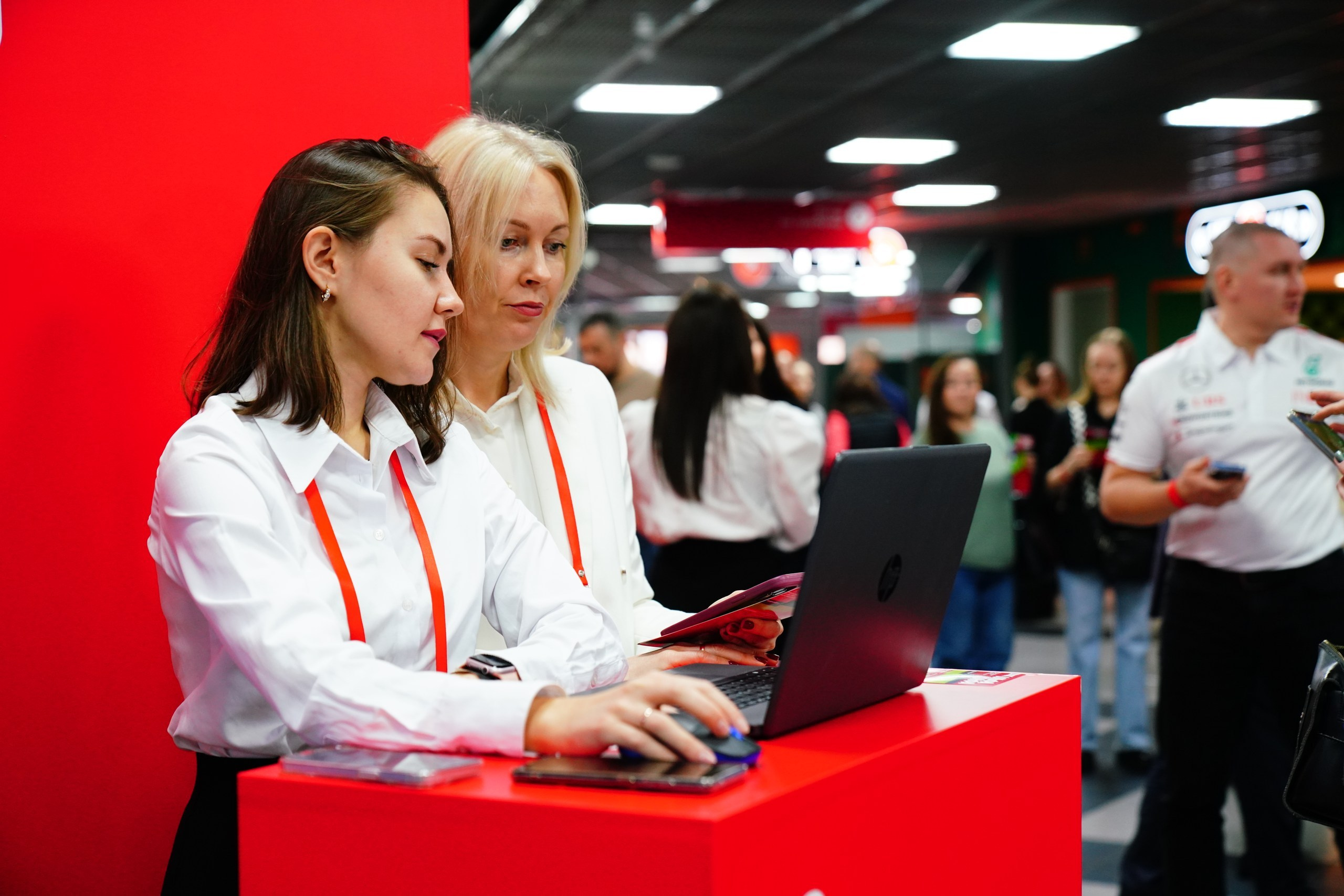 Профессиональный фотограф в Москве, Антон Соколов — СВАДЬБЫ, РЕПОРТАЖ, ИНТЕРЬЕР. Москва и Московская область • Россия