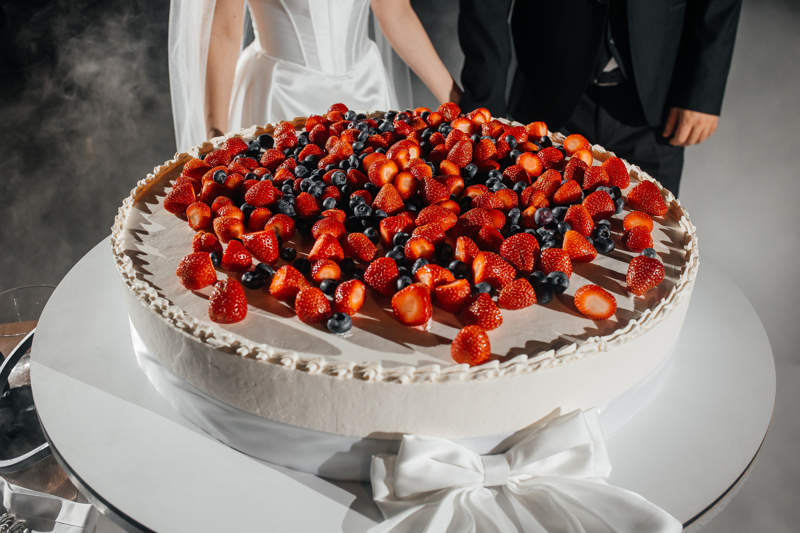 Илья и Инна 2025 Небо. Свадебный и портретный фотограф Алина Иванова. Екатеринбург-Москва