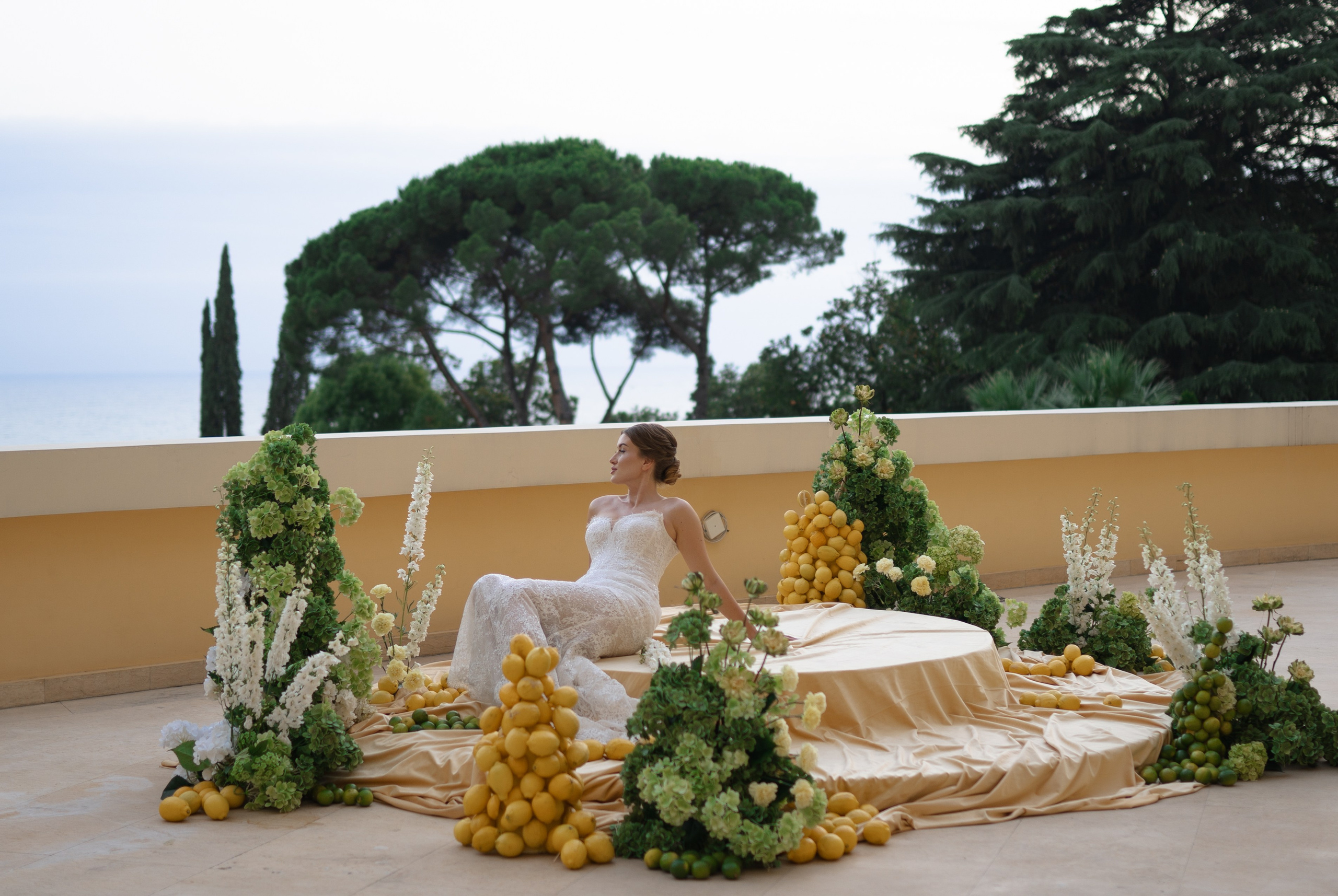 Свадебная прогулка. Фотограф Виолетта Матевосян