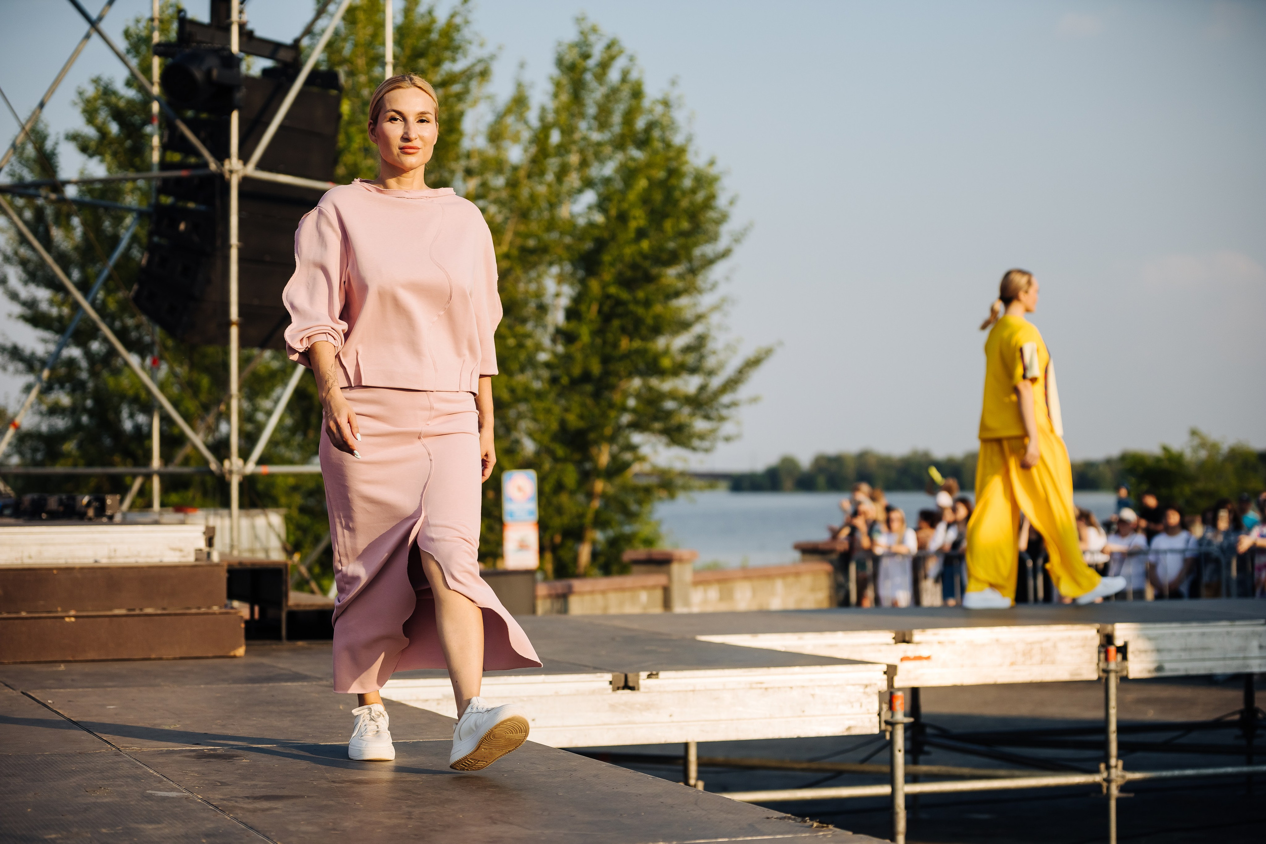 Международный фестиваль моды и музыки «Половодье» // 05.07.2024. Денис Прохоров Фотограф в г. Магнитогорск